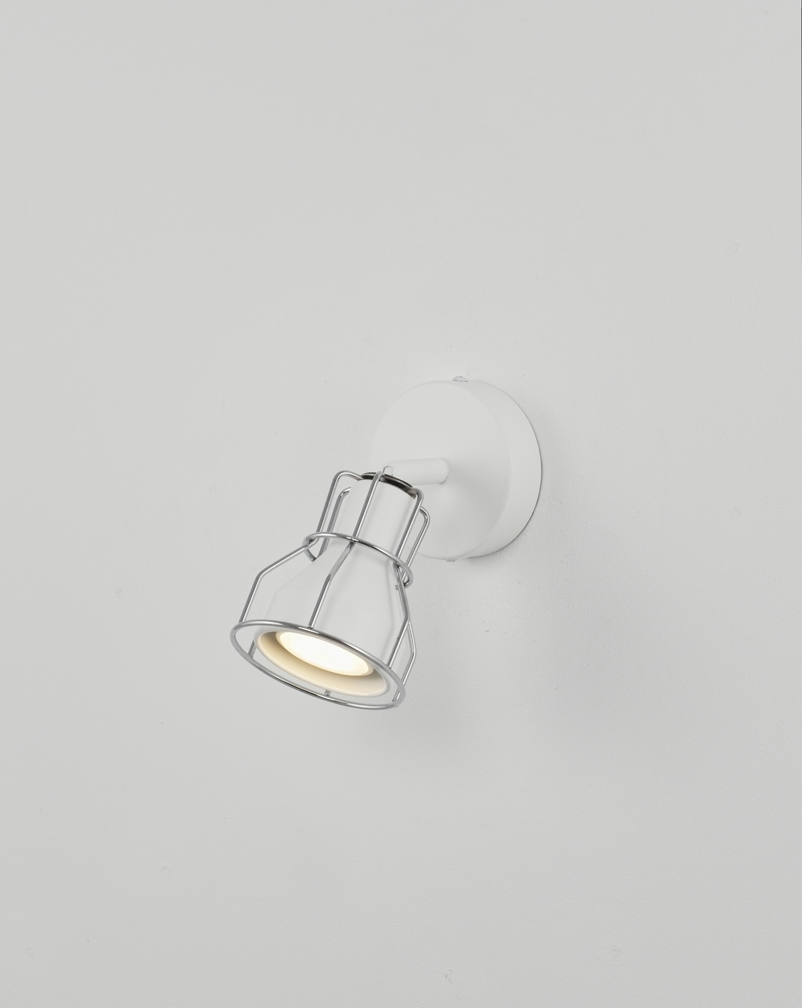 Спот Moderli V2700-1W Source 1*GU10*50W