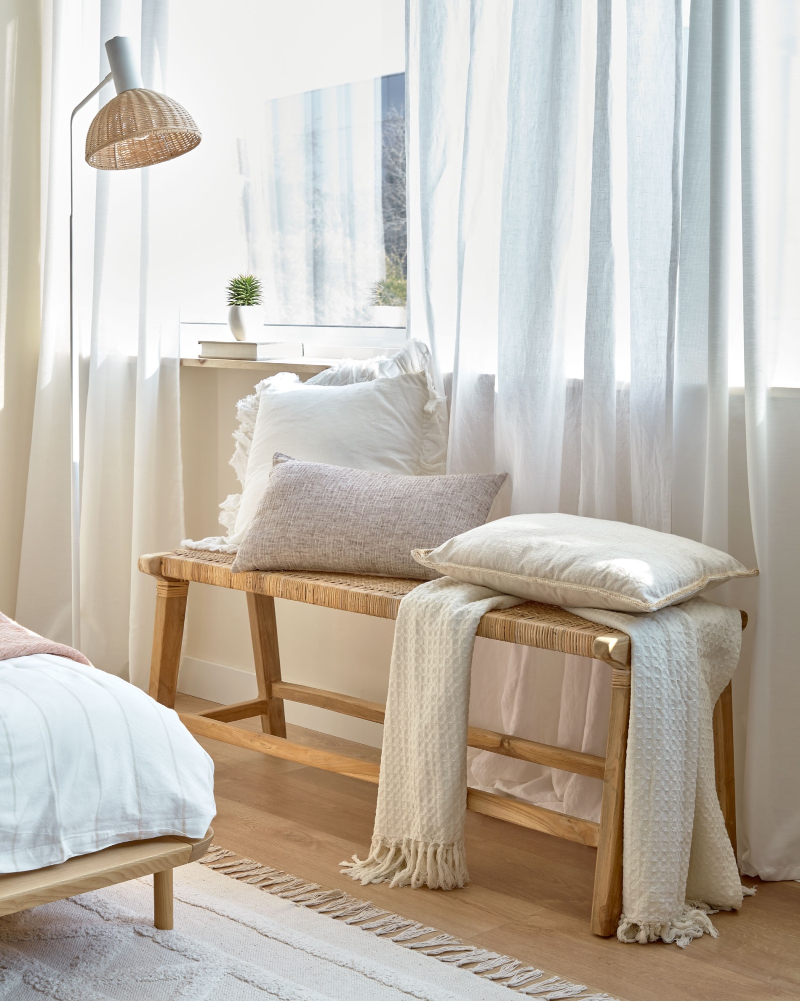 Скамья Beida из массива тика, 120 см La Forma (ex Julia Grup)