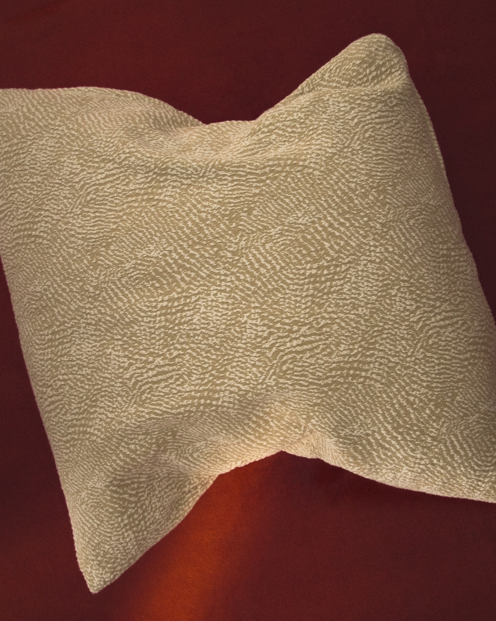 Чехол на подушку Junie из бежевого хлопкового жаккарда 50 x 50 с La Forma (ex Julia Grup)