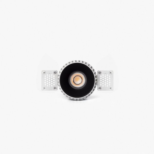 Tulipa Черный встраиваемый даунлайт без рамки 7W 24° 2700K CRI90 Faro