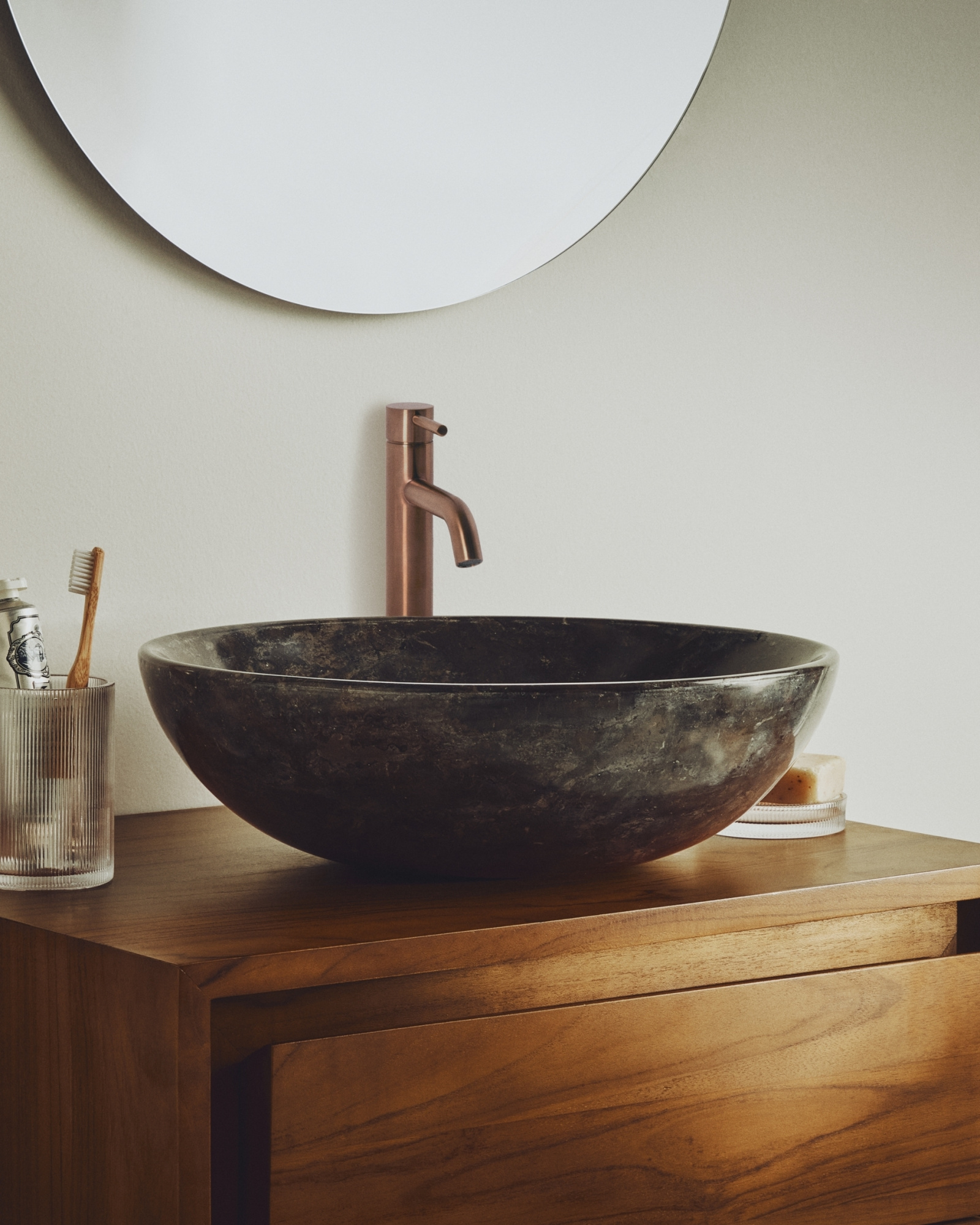 Раковина Darnen из серого мрамора Ø 40 см La Forma (ex Julia Grup)