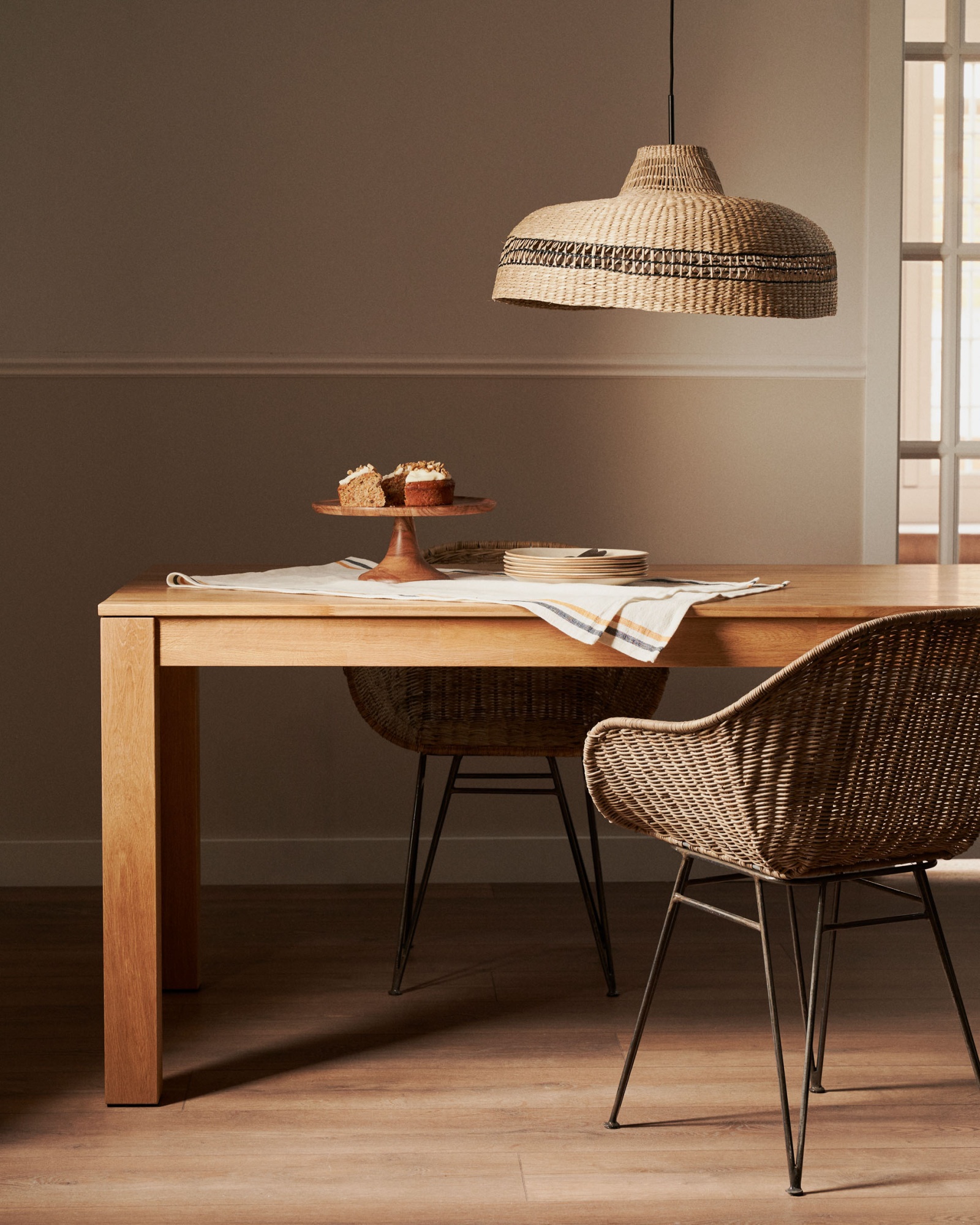 Стол Indra 180 (260) x90 дубовый La Forma (ex Julia Grup)