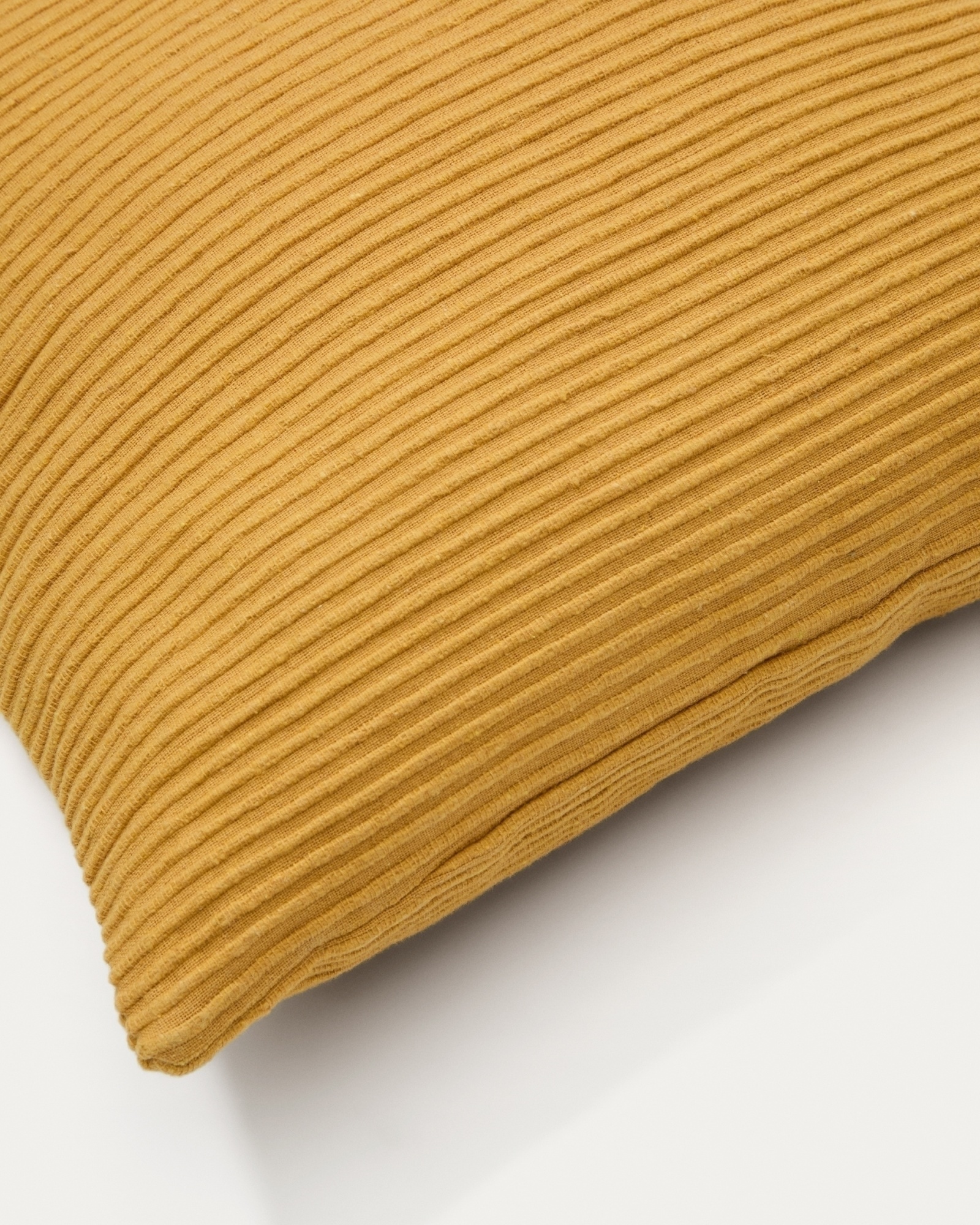 Чехол на подушку Minec горчичный 100% лен 45 x 45 см La Forma (ex Julia Grup)