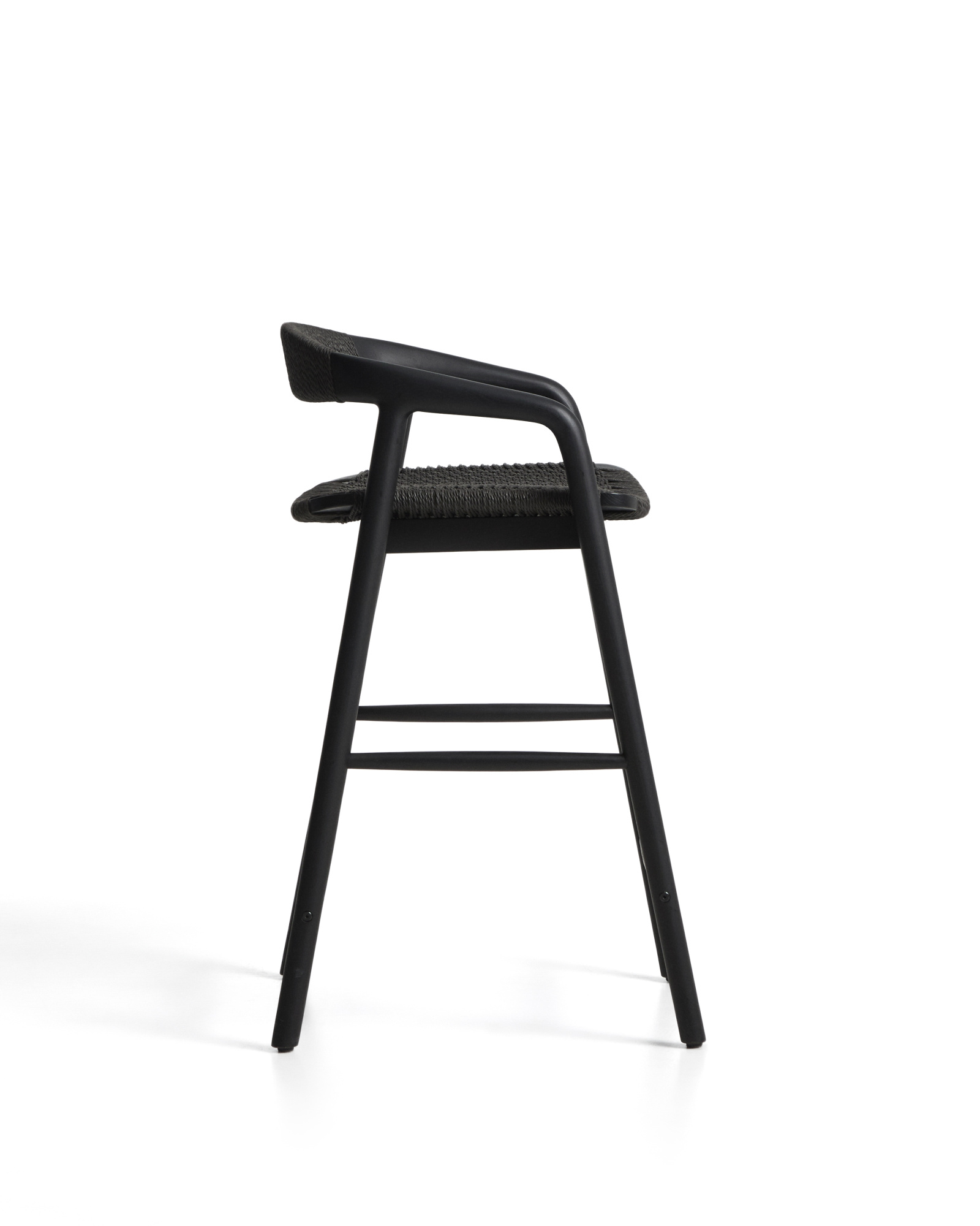 Уличный полубарный стул Derile из массива дуба и веревки в черной отделке La Forma 481895