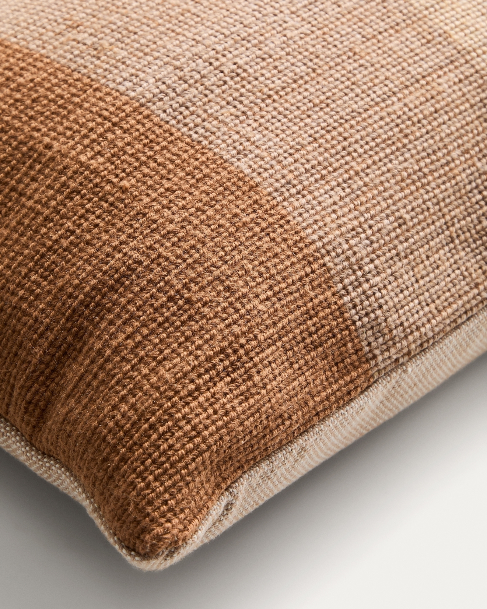 Чехол для подушки Adys бежевого цвета, 100% ПЭТ, 40 x 60 см La Forma 481319