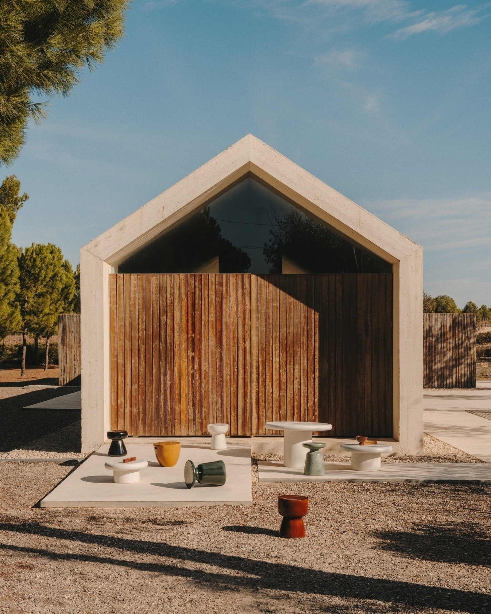 Приставной столик Mesquida из зеленого терраццо Ø 39 La Forma (ex Julia Grup)