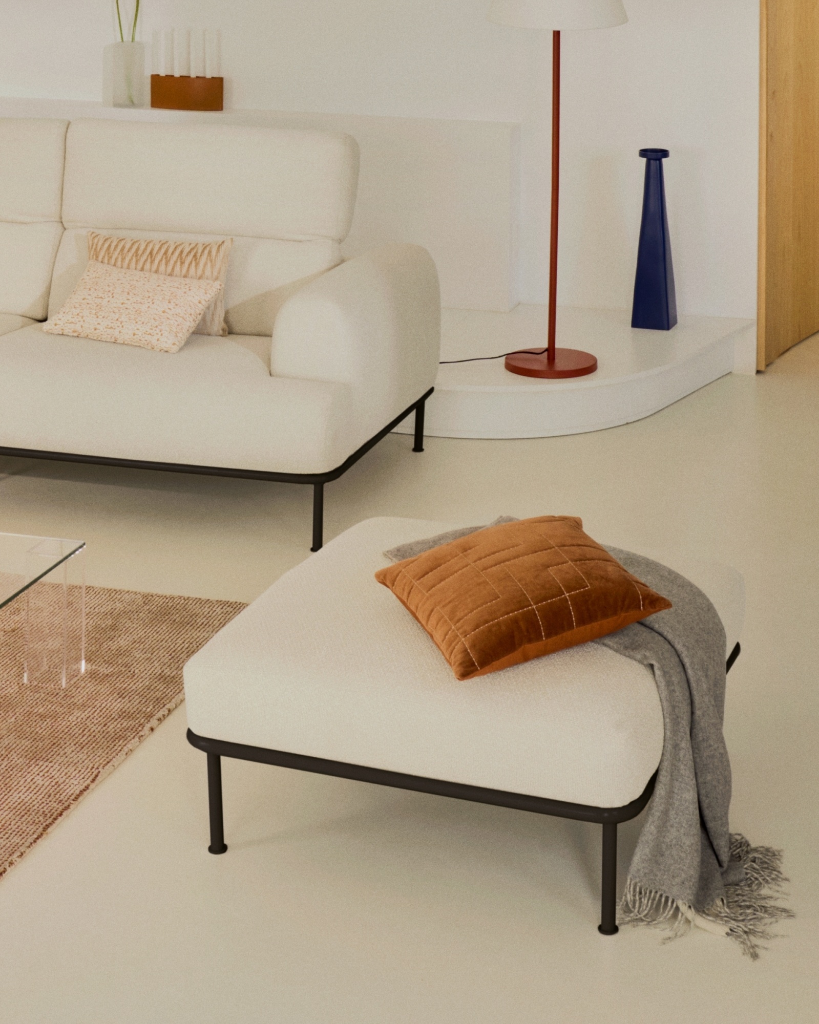 Пуф для ног Aurum цвета экрю 85 x 85 см La Forma (ex Julia Grup)