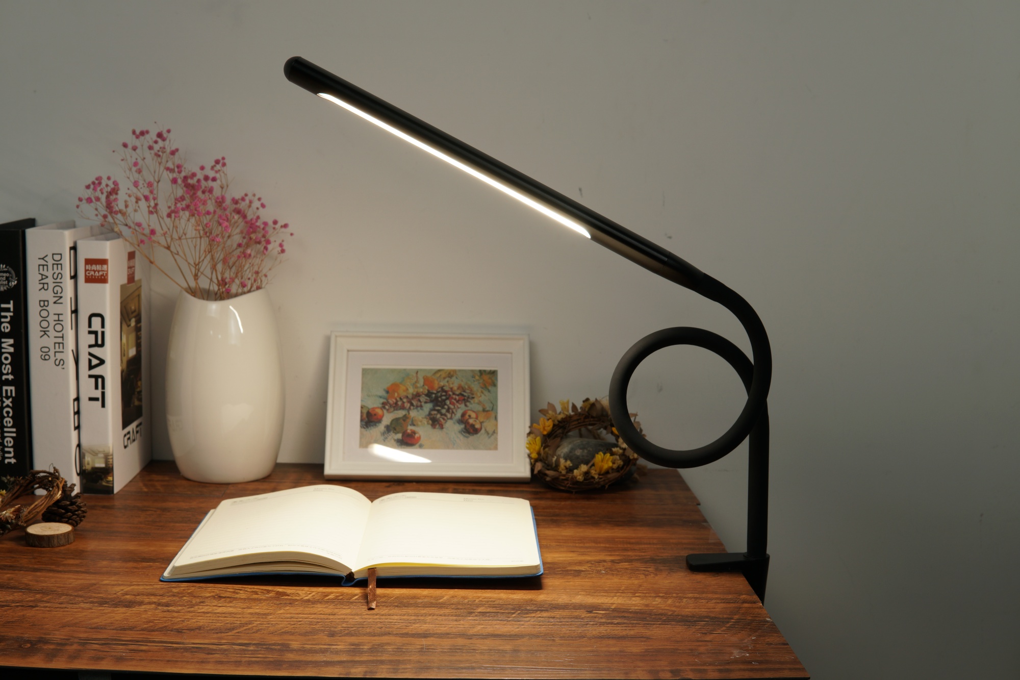 Настольная лампа Donolux T111043TW1B