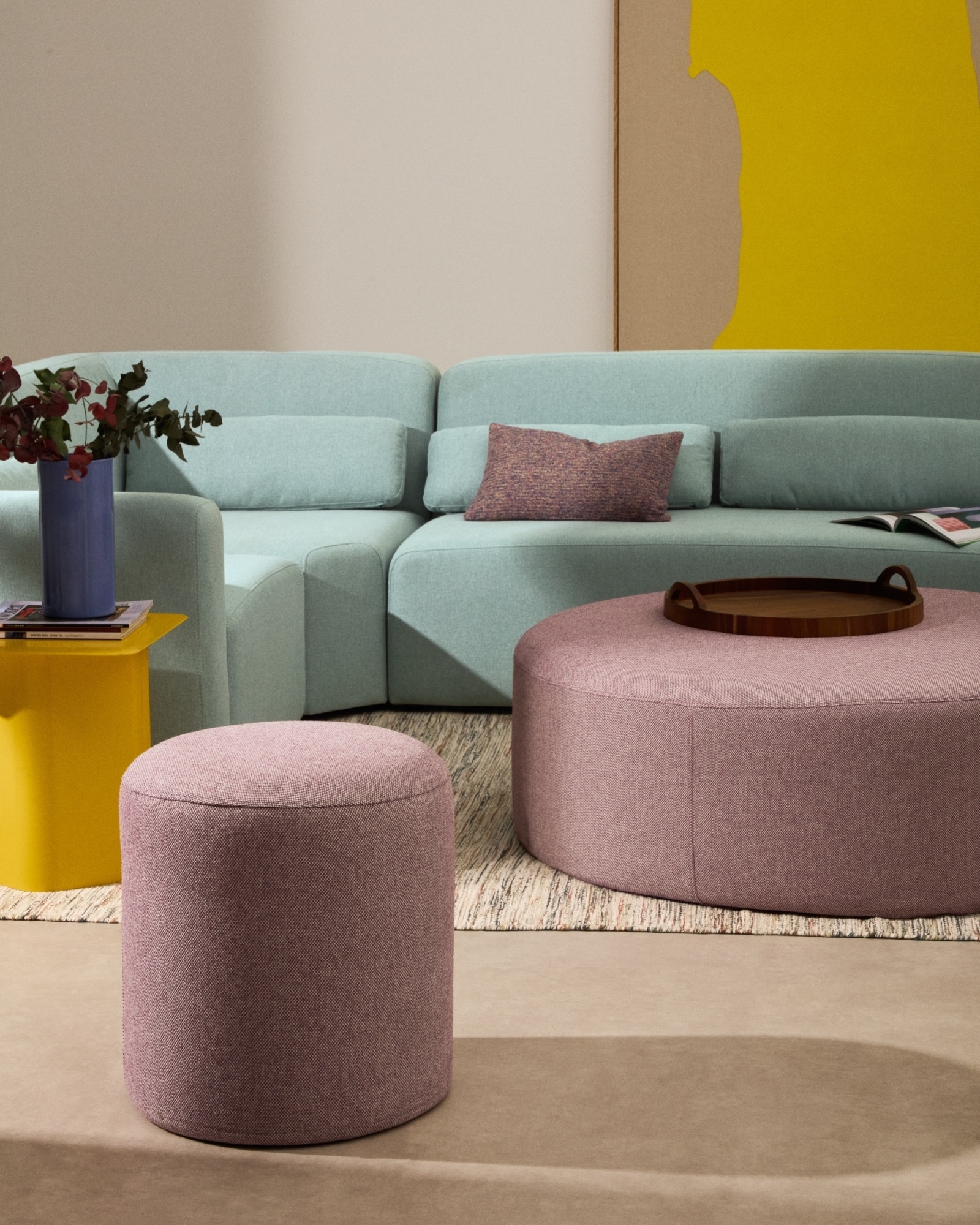 Пуф Kaeli фиолетовый со съемным чехлом Ø43 см La Forma (ex Julia Grup)