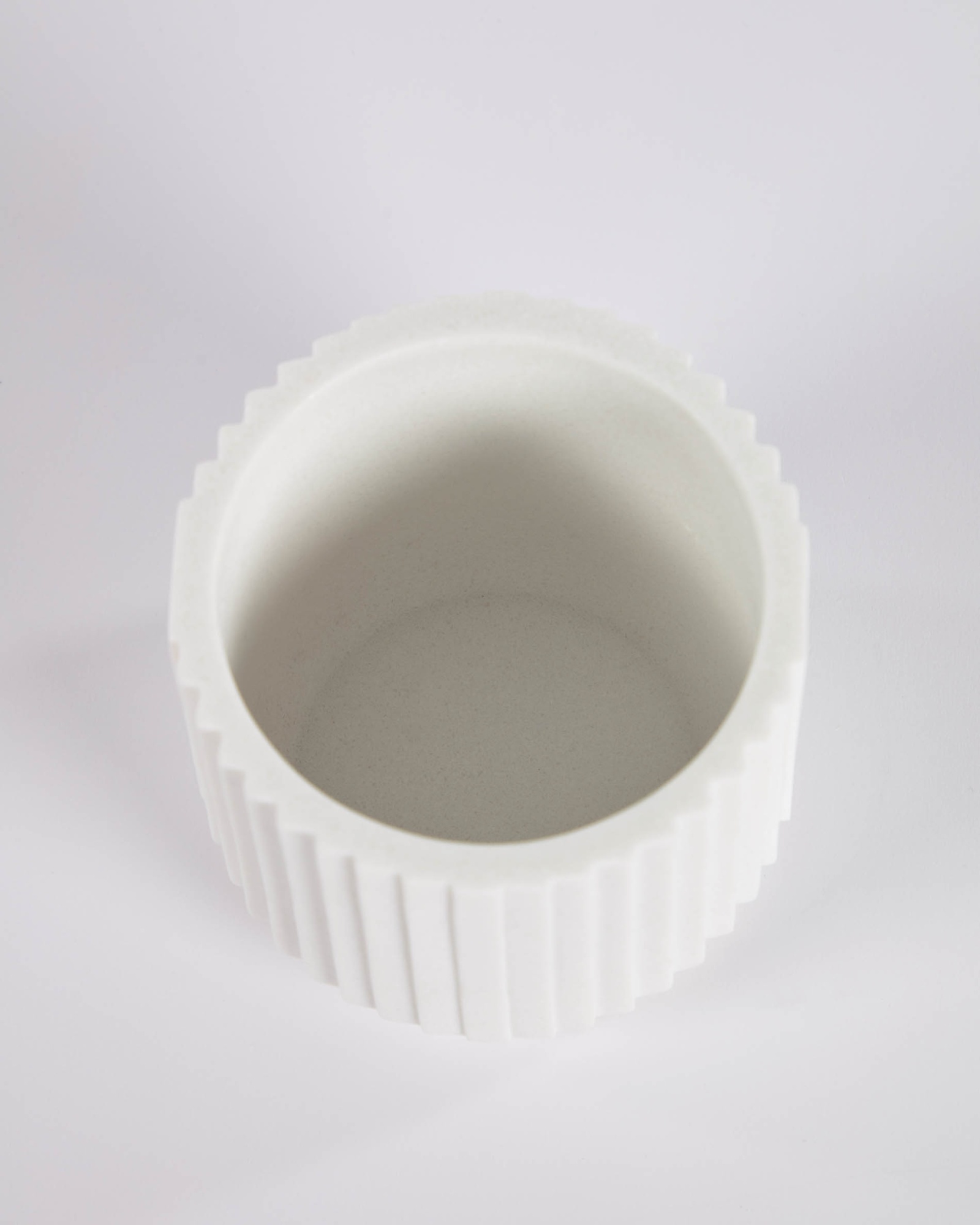 Белая банка из искусственного камня Ateneas La Forma (ex Julia Grup)