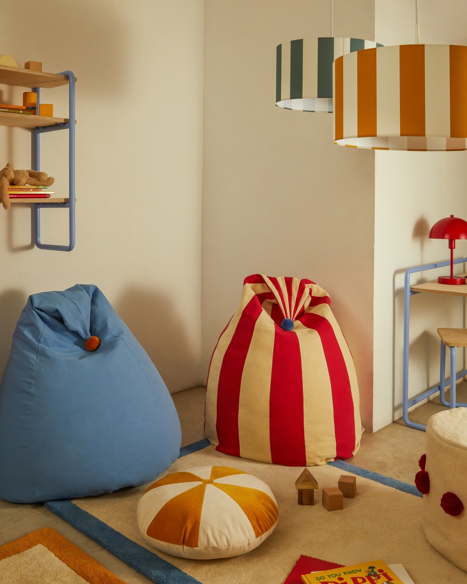 Odet Круглая подушка из 100% хлопка бело-горчичная La Forma (ex Julia Grup)