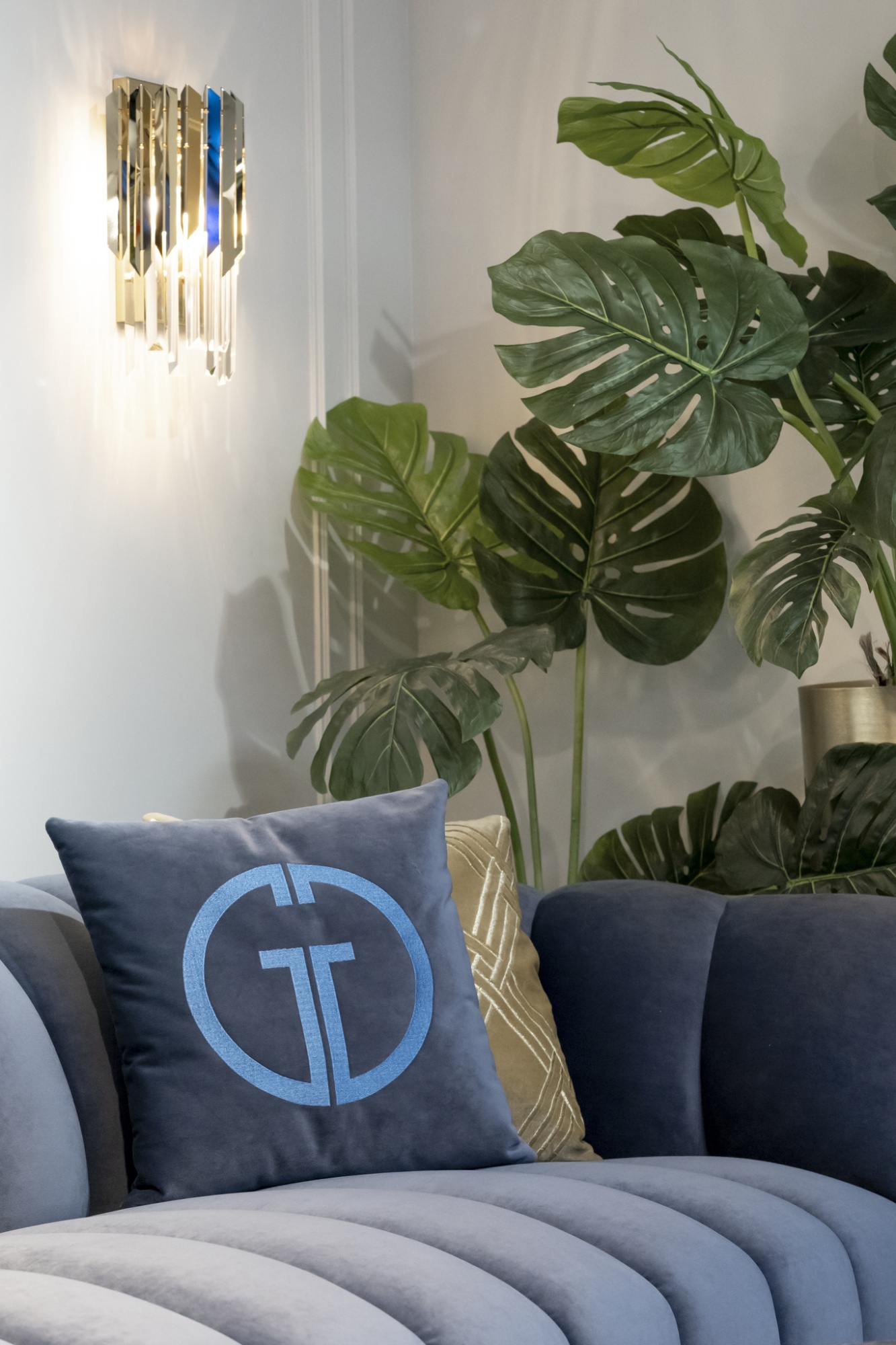 Бра с кристаллами (золото) Garda Decor 62GDM-81006