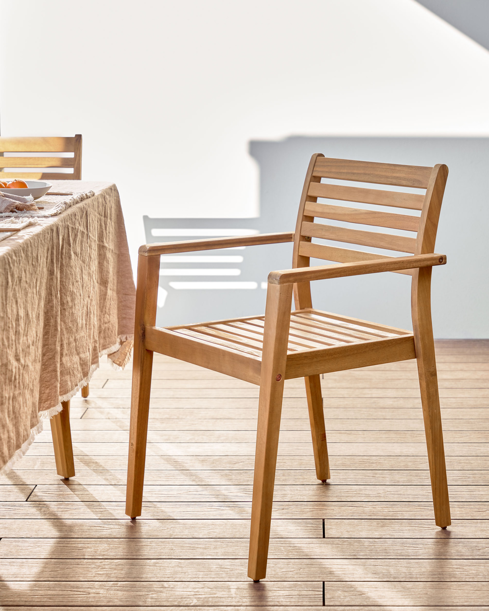 Стул Hanzel для сада из массива акации La Forma 97600