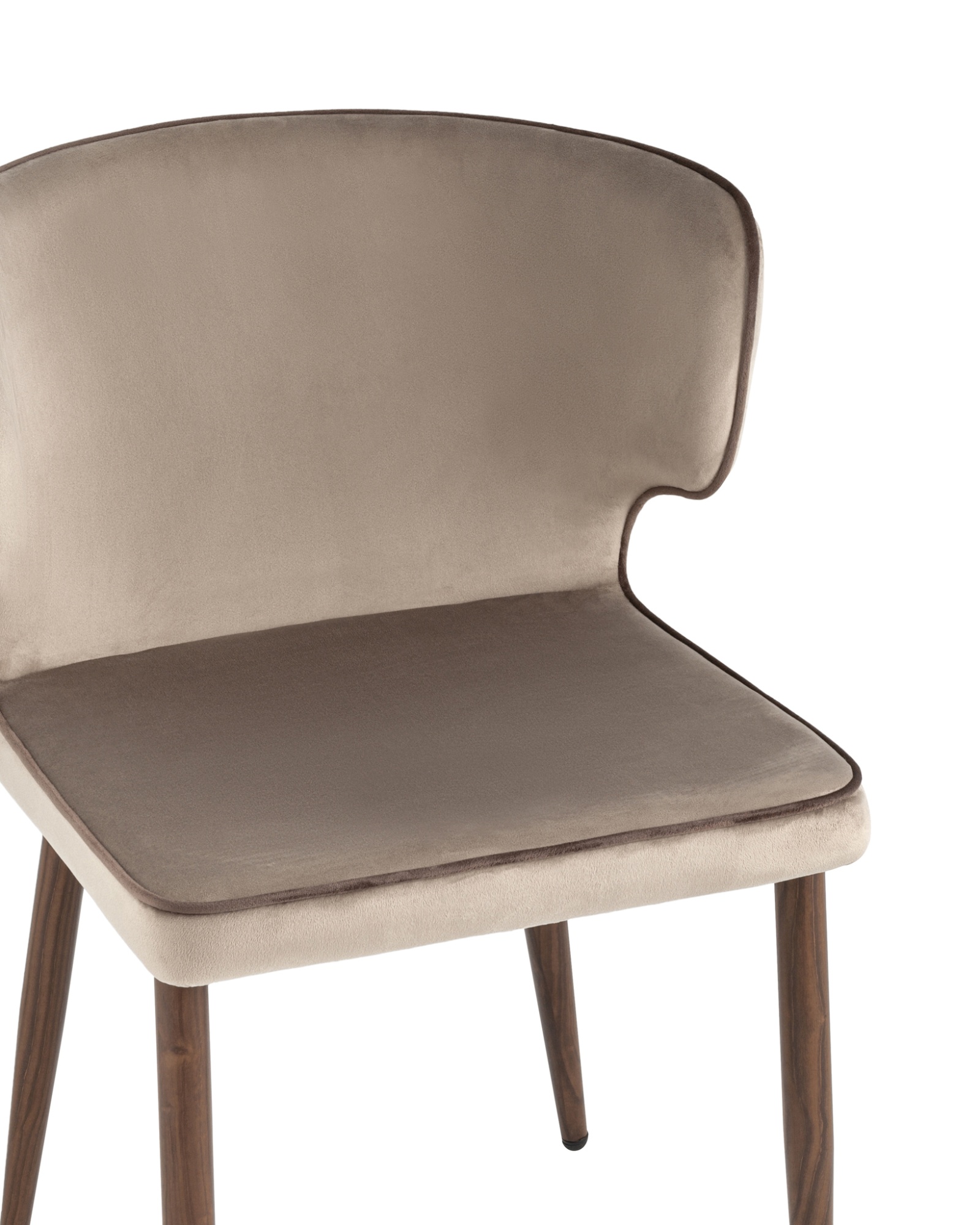 Стул Матео с кантом велюр шампань ножки дерево Stool Group