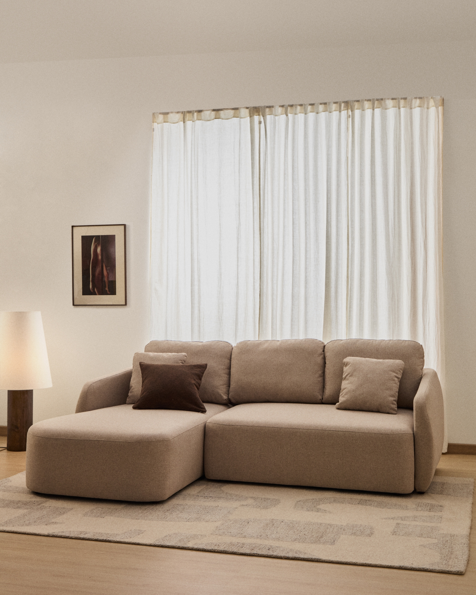 Трехместный диван-кровать Laira с левым шезлонгом из бежевого шенилла 246 см La Forma 443244