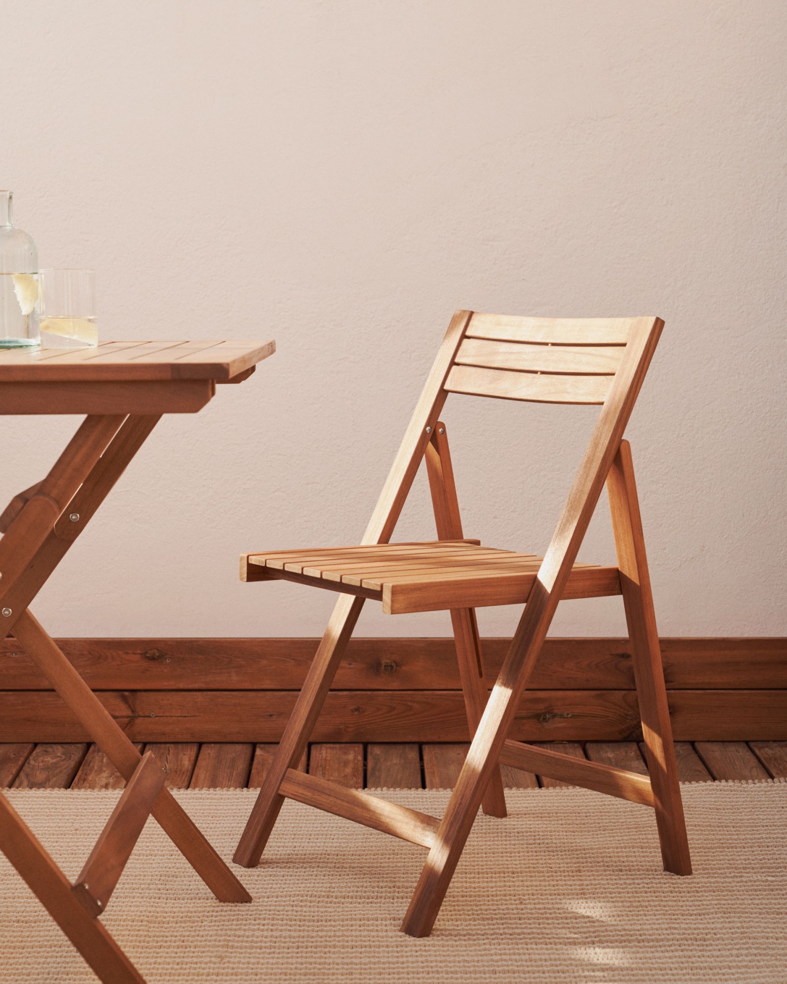 Sadirar  Складной садовый стул из массива акации La Forma (ex Julia Grup)