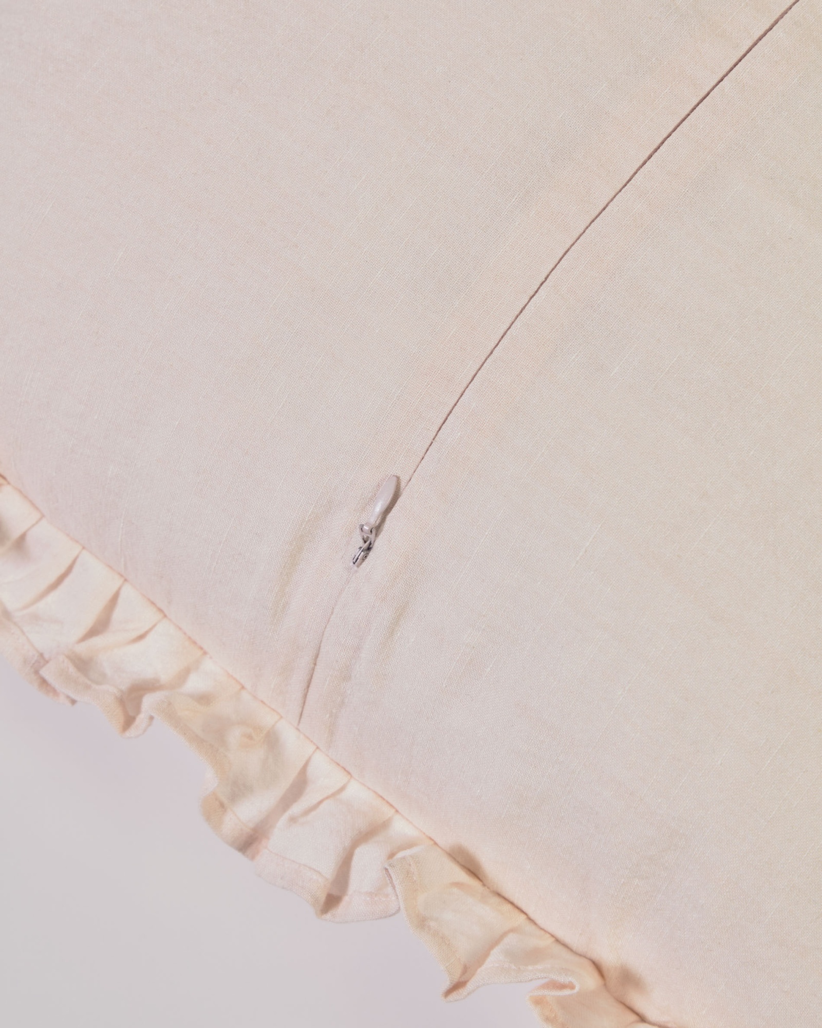 Nacha Чехол для подушки из хлопка и льна розового цвета 45 x 45 см La Forma (ex Julia Grup)