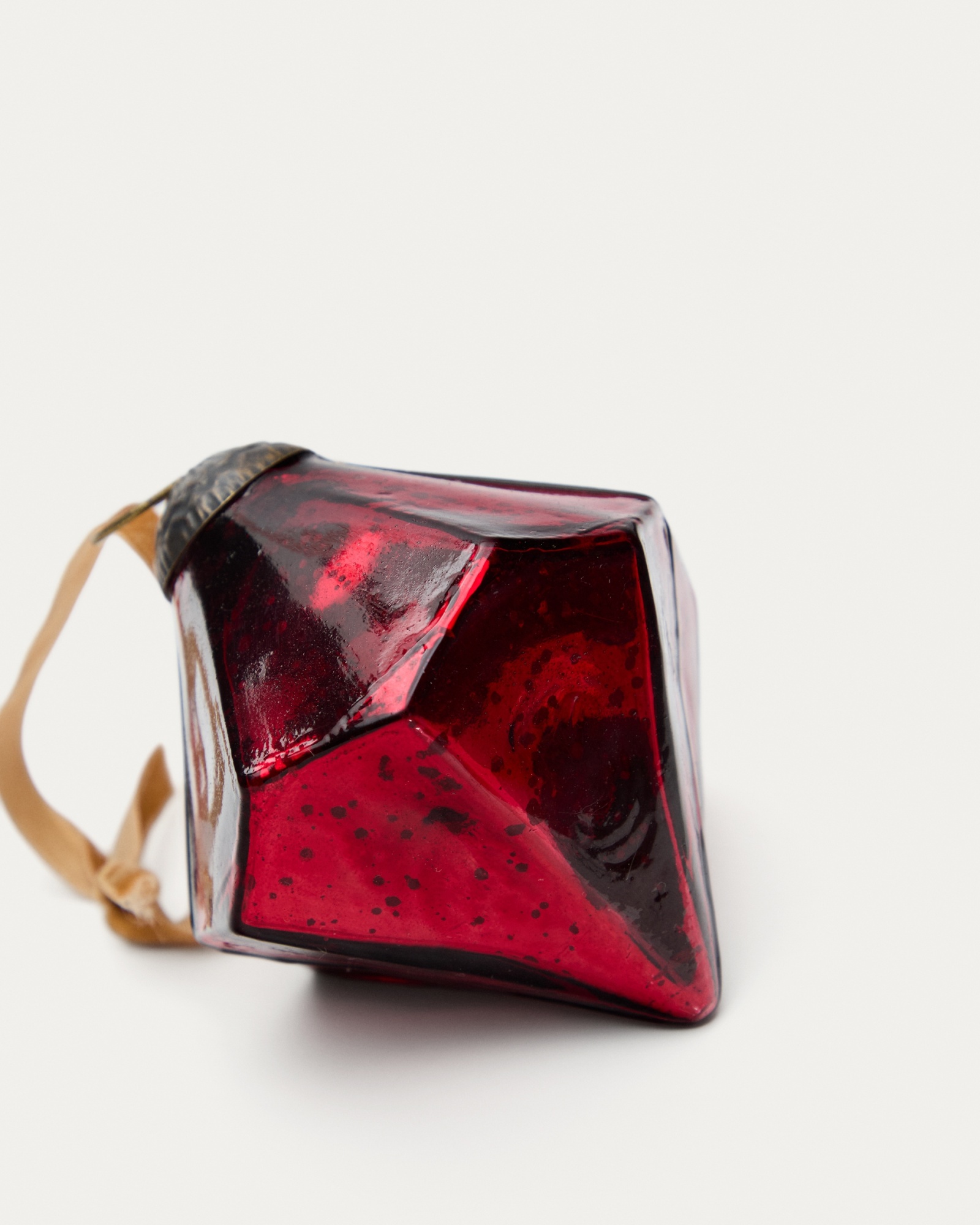 Набор из 2 подвесных украшений Argin из красного переработанного стекла, 10 см La Forma (ex Julia Grup)