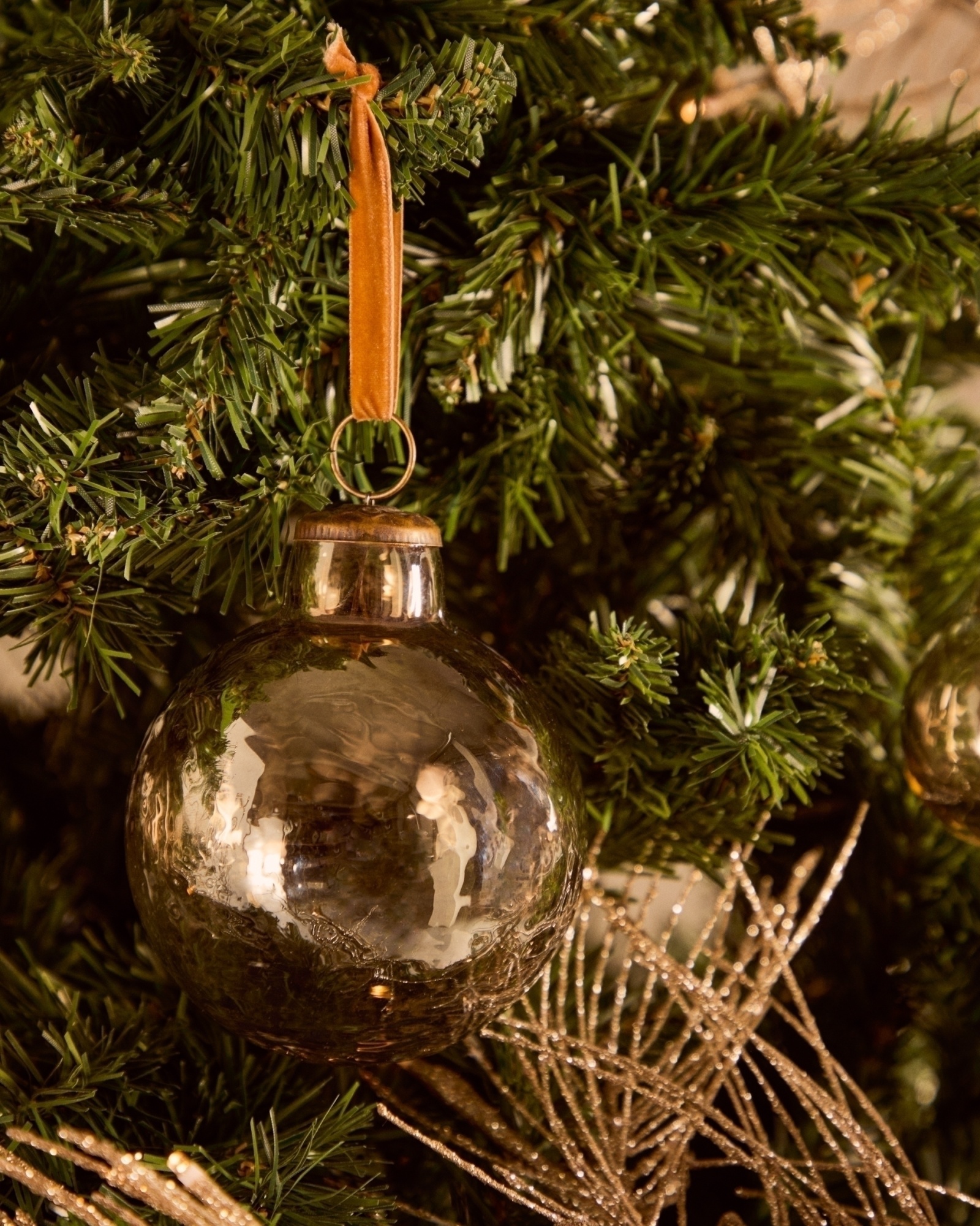 Набор из 2 рождественских шаров Piril из коричневого переработанного стекла, Ø 10 см La Forma (ex Julia Grup)