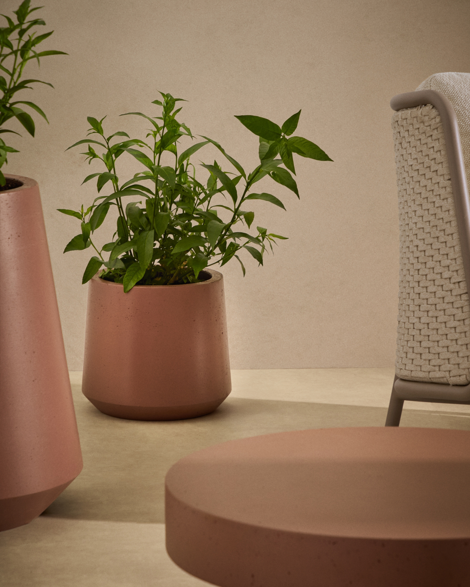 Кашпо Calun керамика темно-коричнего цвета Ø 32 см La Forma (ex Julia Grup)