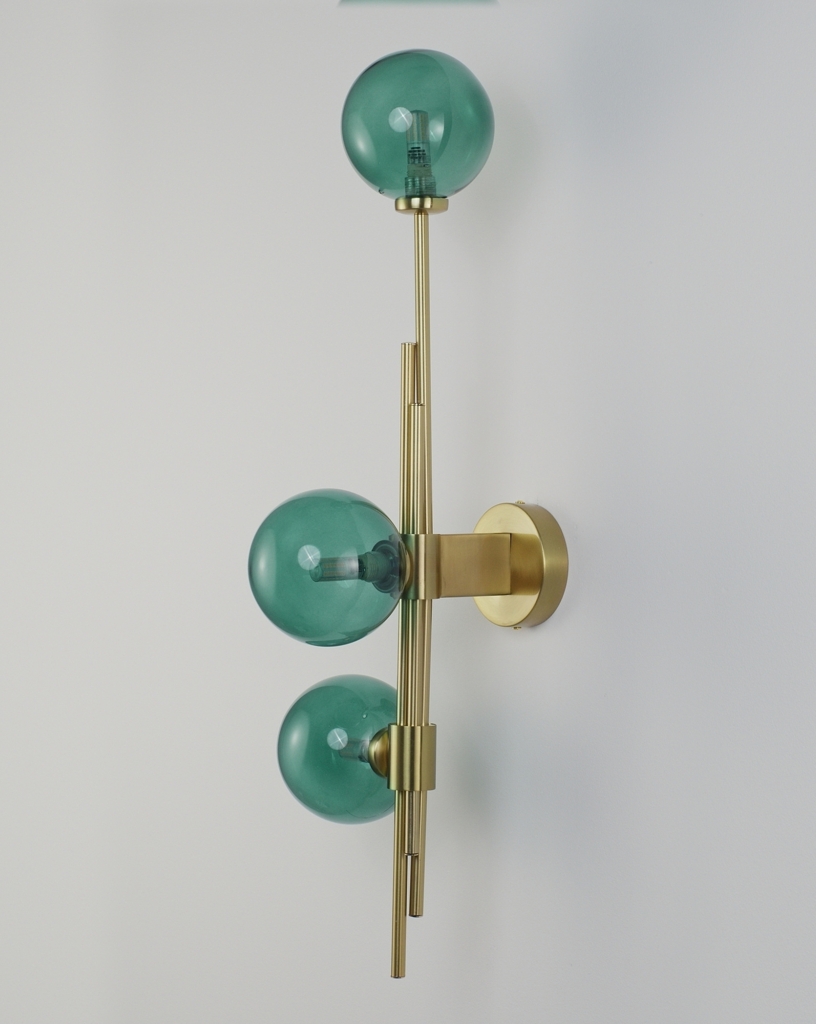 Светильник настенный Moderli V10250-3W Sience