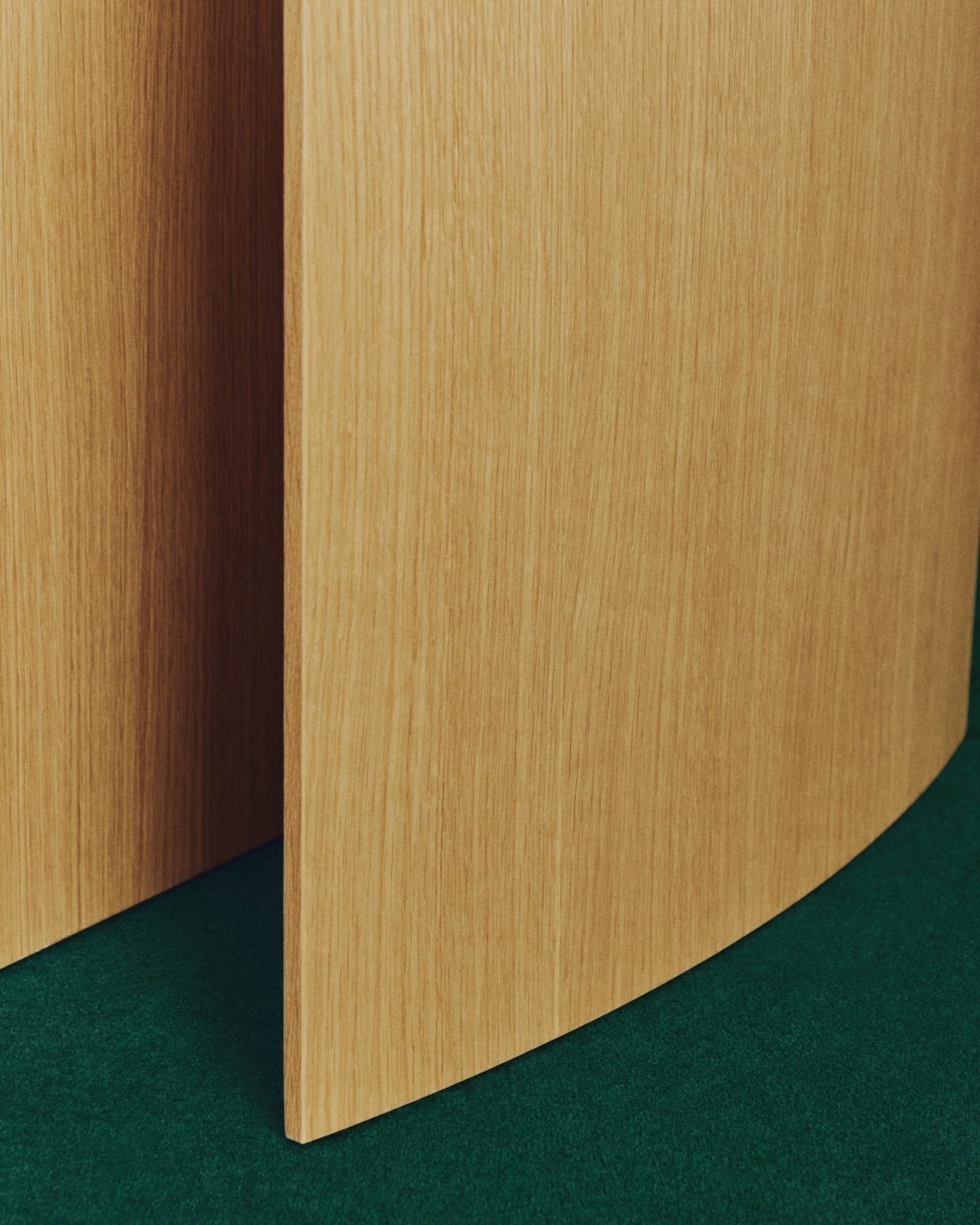 Письменный стол из дубового шпона Litto, 140 x 60 см La Forma (ex Julia Grup)