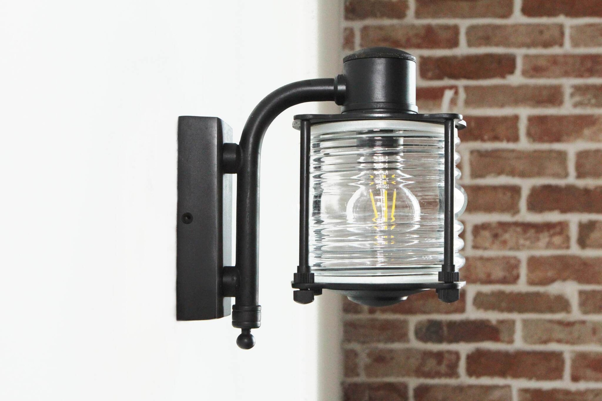 Настенный уличный светильник Covali WL-30480