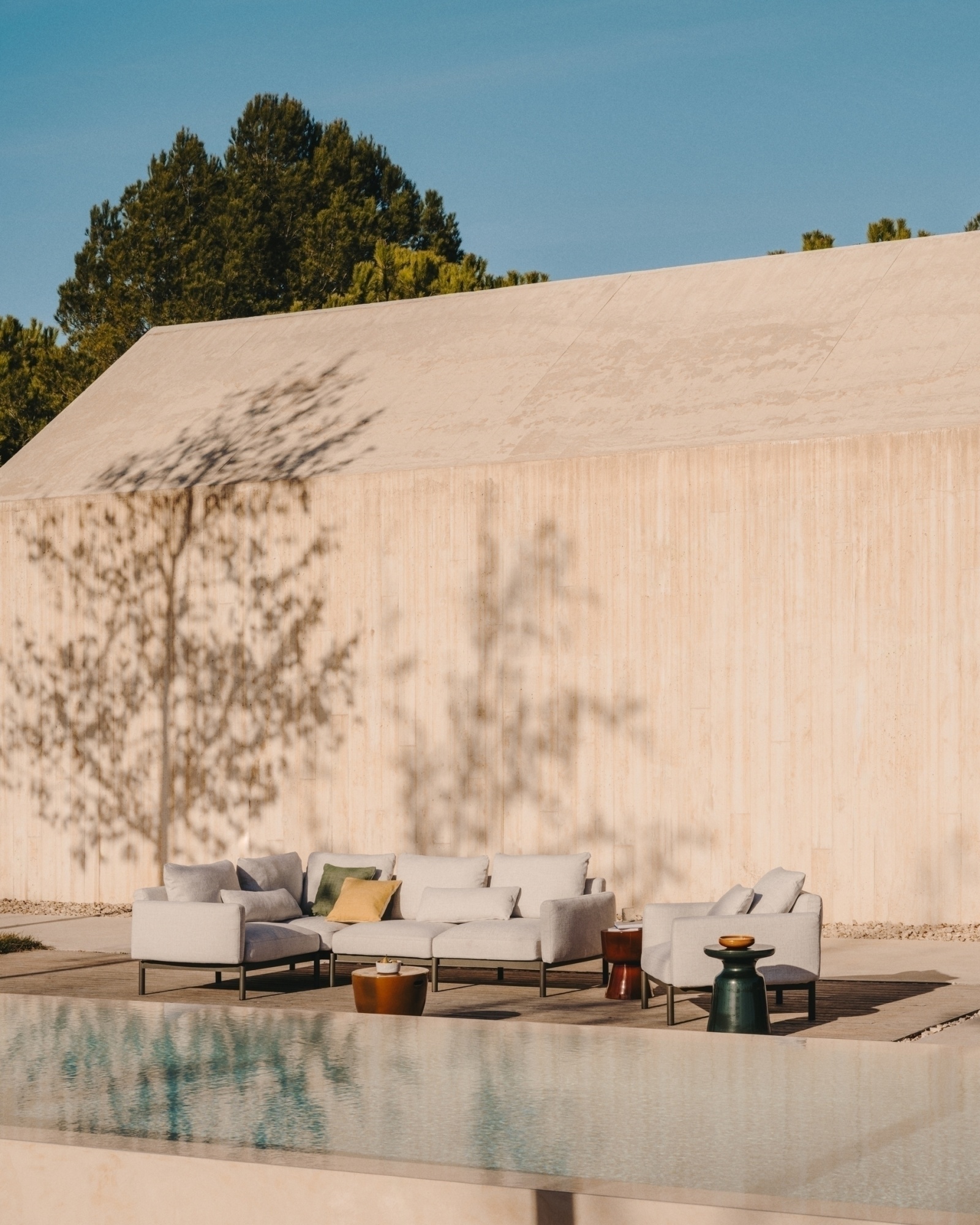 Садовое модульное кресло Sorells из алюминия с зеленой отделкой La Forma (ex Julia Grup)