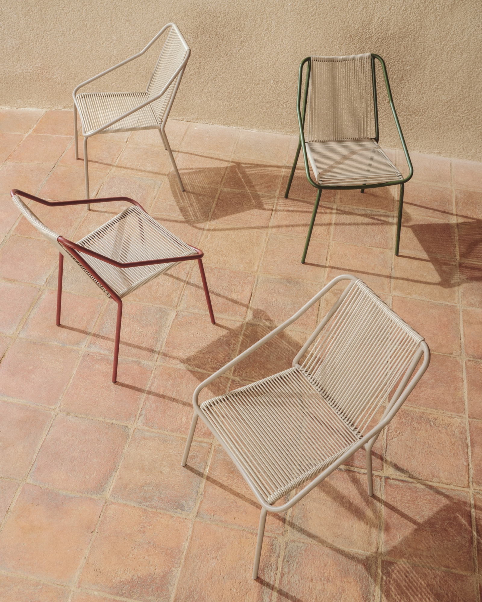 Уличный стул Zivia из веревки цвета экрю и стали цвета таупе La Forma 482365