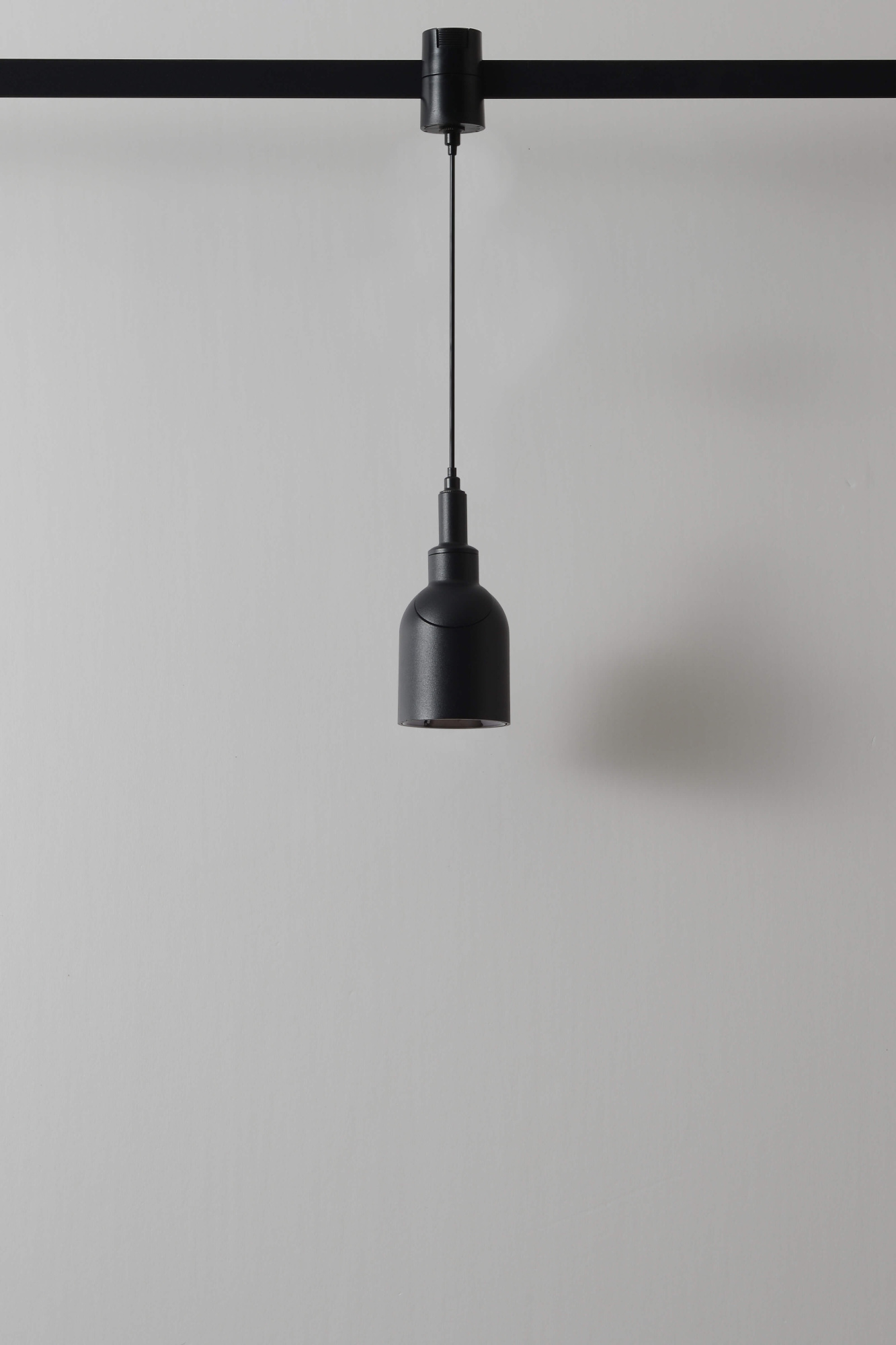 Светильник трековый для гибкой магнитной системы Crystal Lux CLT 0.37 005 7W BL SMART