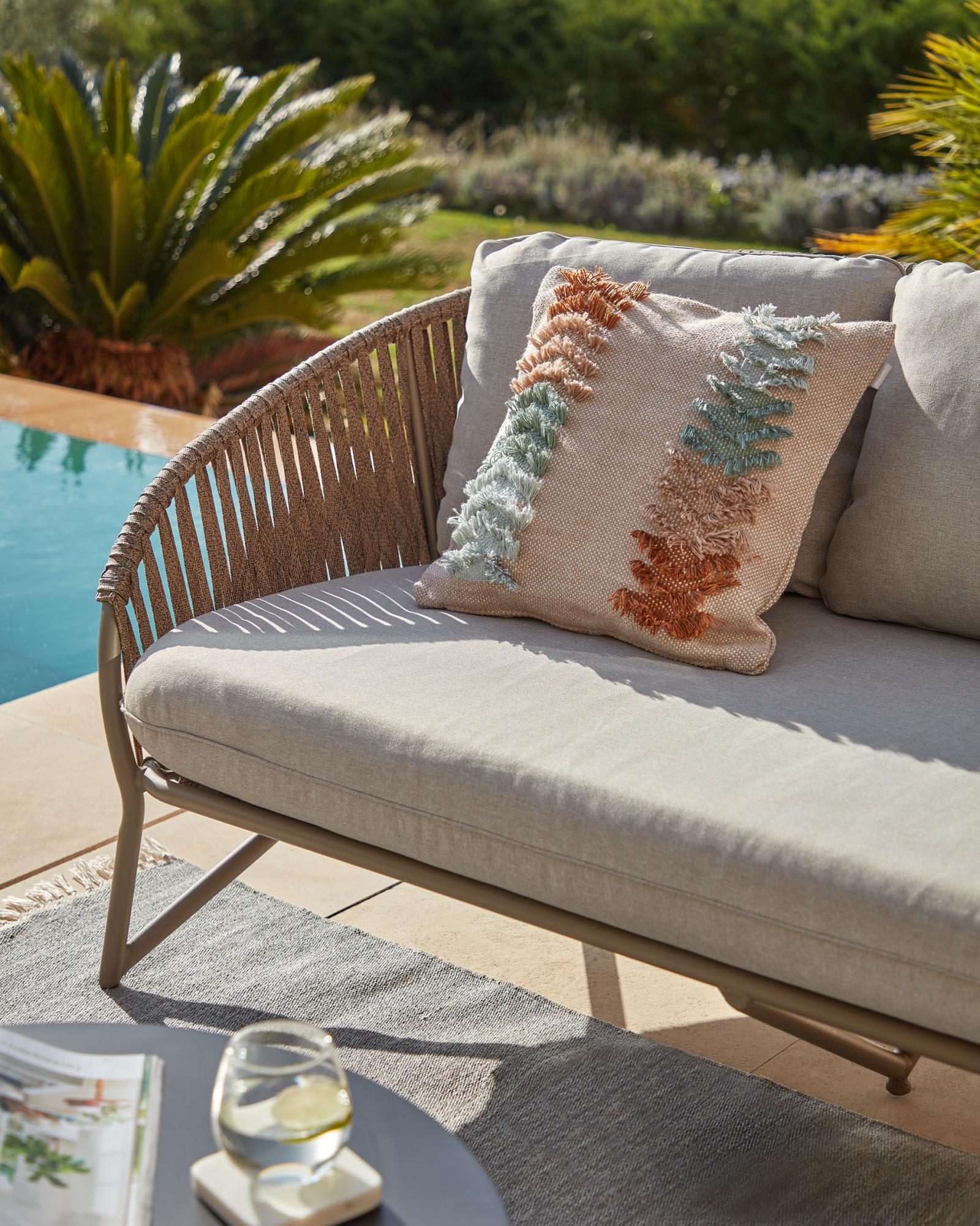 Диван 3х местный Branzie коричневый La Forma (ex Julia Grup)