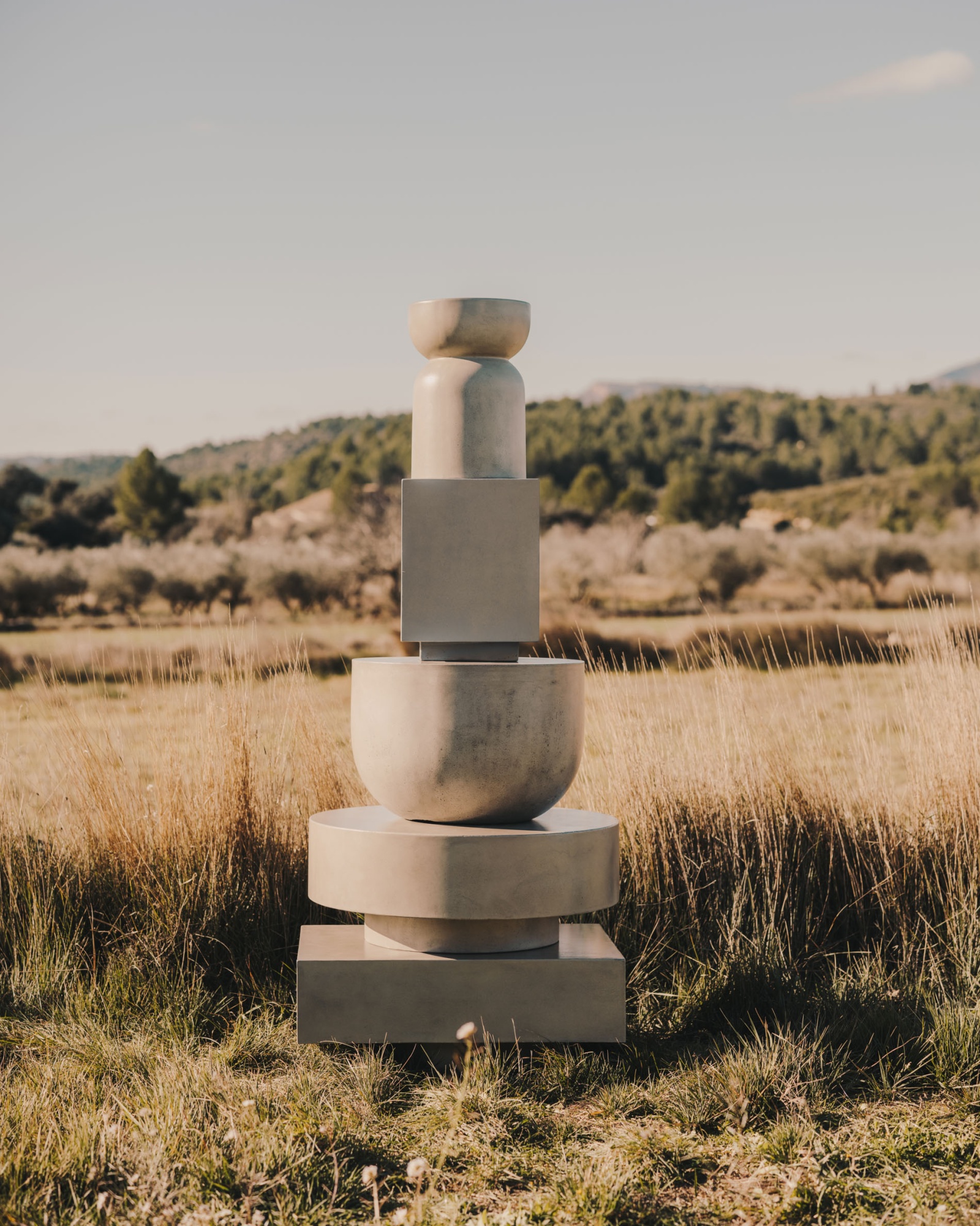 Garbet Круглый приставной столик из цемента Ø 32 см La Forma (ex Julia Grup)