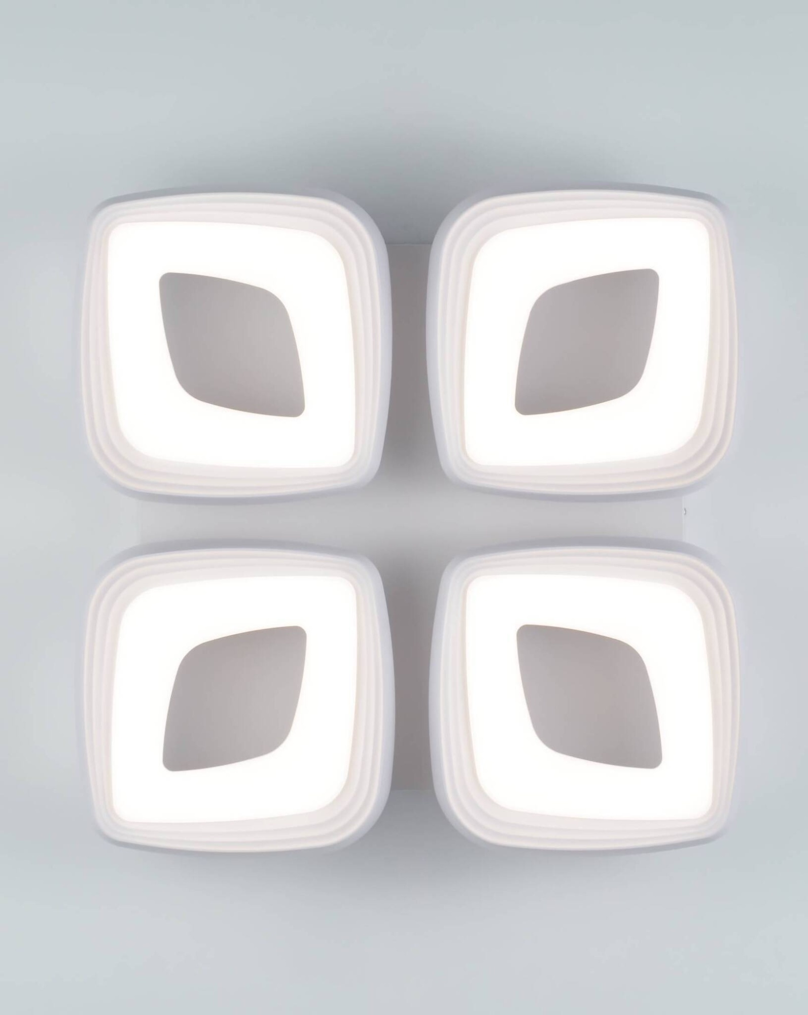 Светодиодная потолочная люстра с пультом Moderli V2872-CL Alfi LED 96W