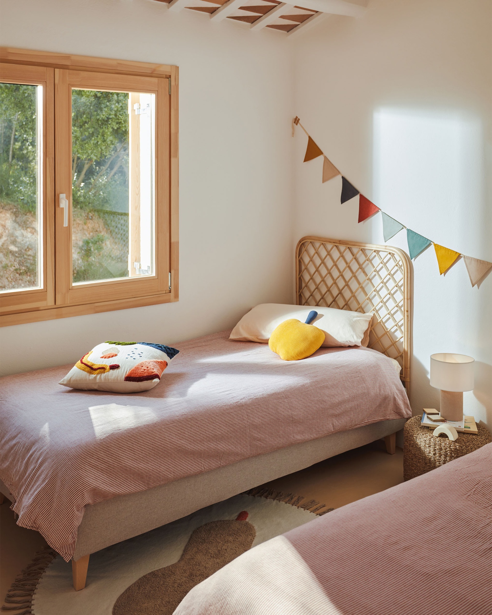 Citlalli Изголовье из ротанга с натуральной отделкой для кроватей шириной 90 см La Forma (ex Julia Grup)