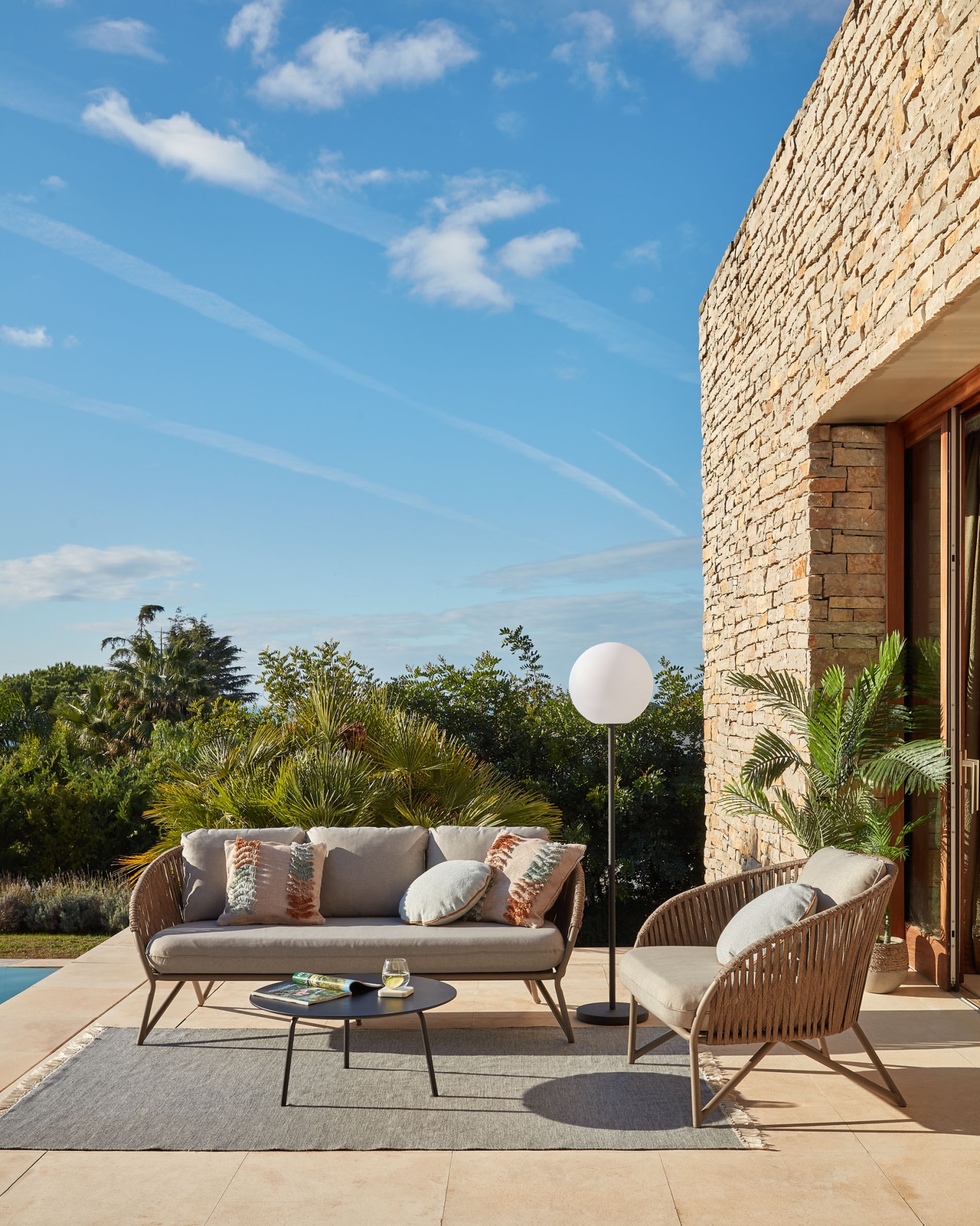 Диван 3х местный Branzie коричневый La Forma (ex Julia Grup)