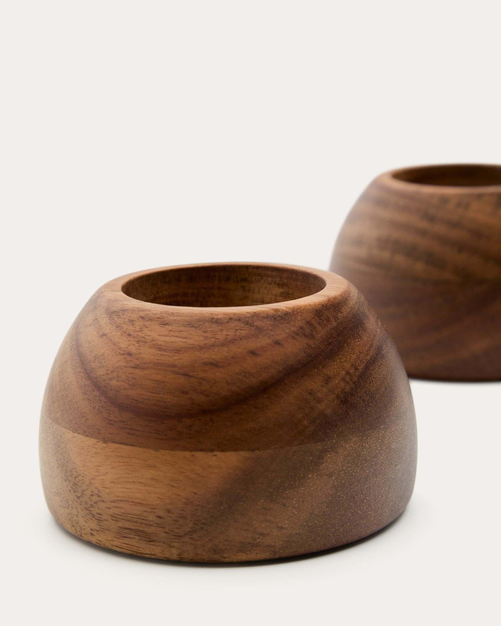 Набор из 2 подставок для яиц Nukha из древесины акации La Forma (ex Julia Grup)