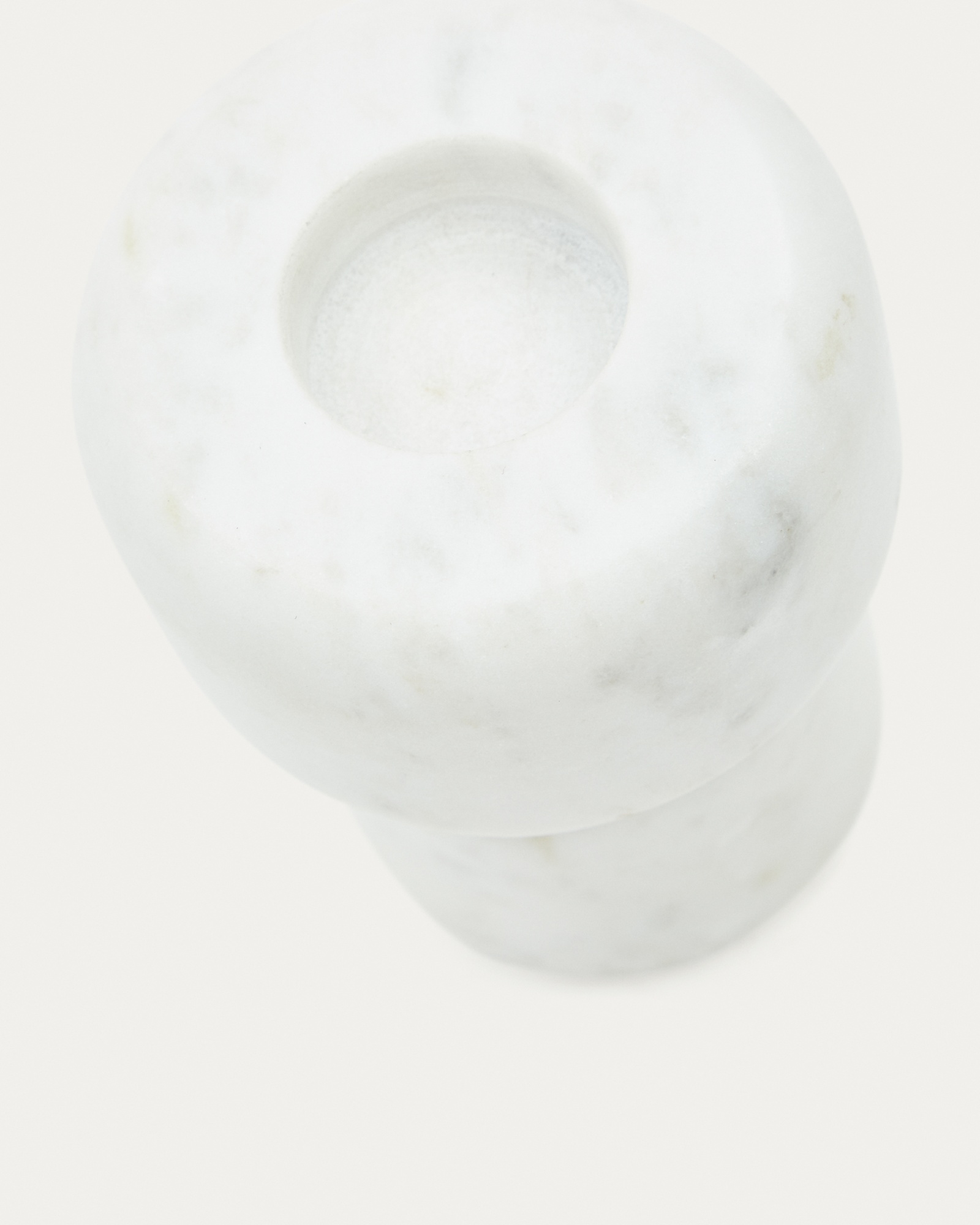 Signe Маленький подсвечник из белого мрамора 8 см La Forma (ex Julia Grup)