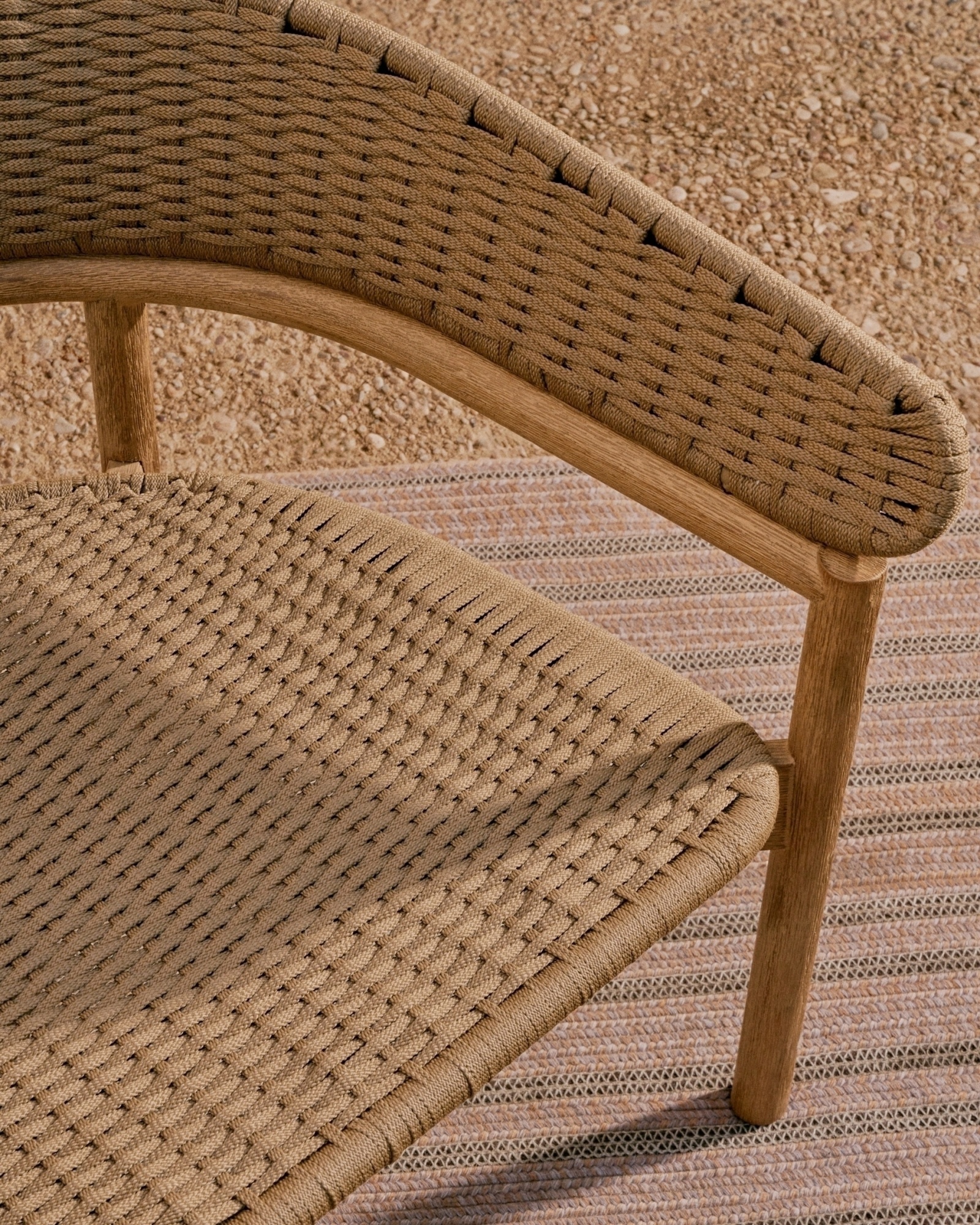 Диван 3-х местный Arinella из акации с натуральной отделкой и бежевой веревкой La Forma (ex Julia Grup)