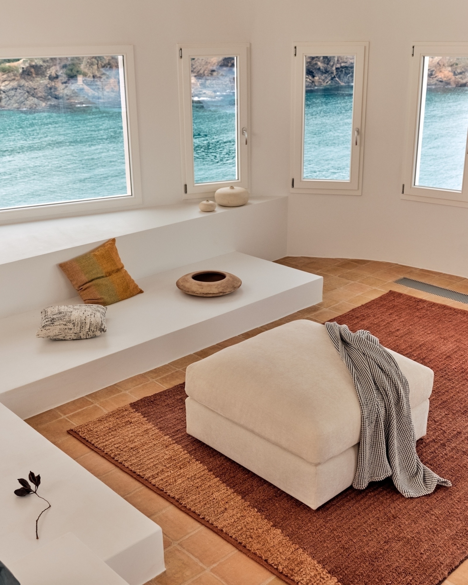 Пуф Alea со съемным чехлом 90 x 90 см La Forma (ex Julia Grup)