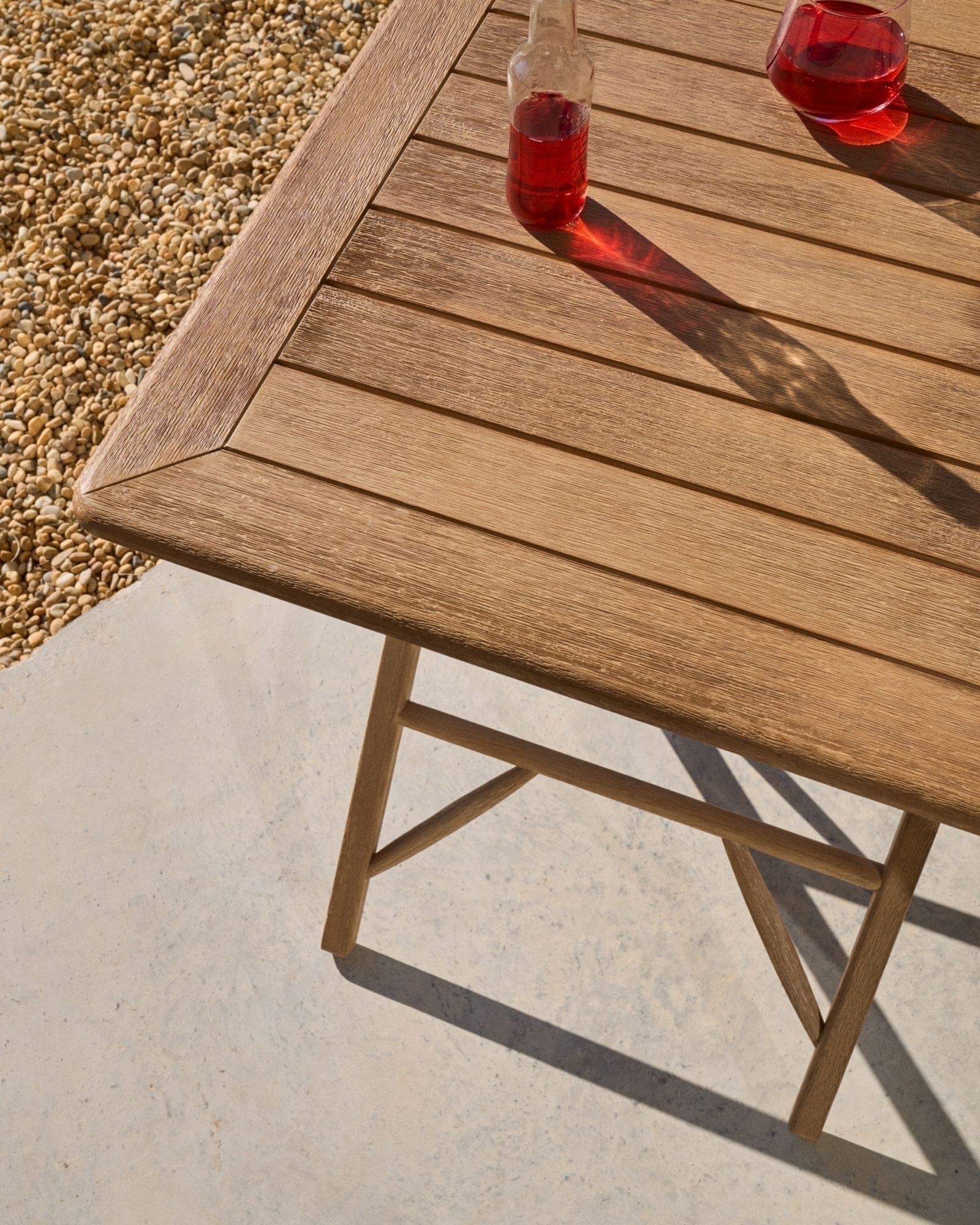 Складной стол Dandara деревянный 66 x 66 см La Forma (ex Julia Grup)