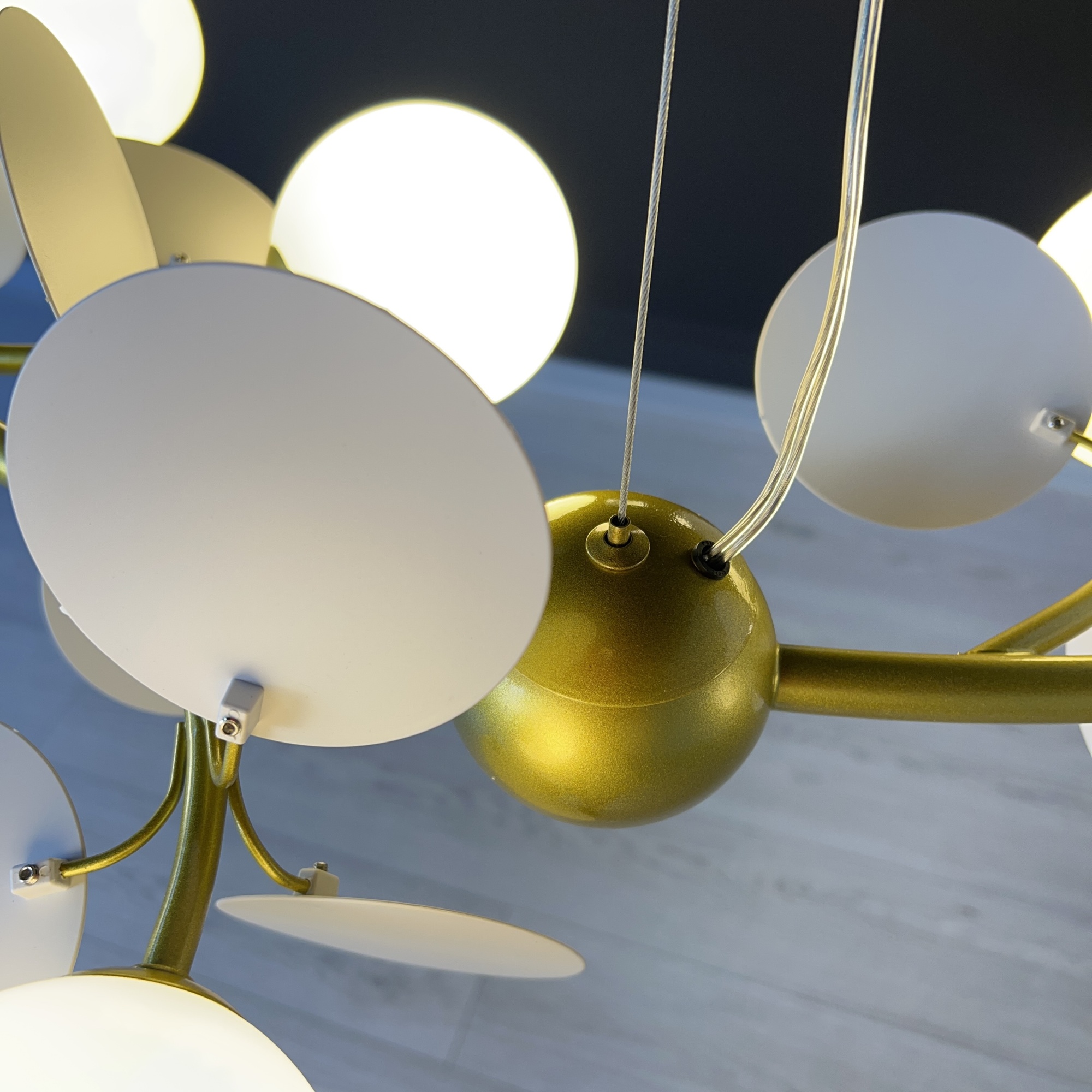 Кольцевая люстра MATISSE R SELF D70 by ImperiumLoft