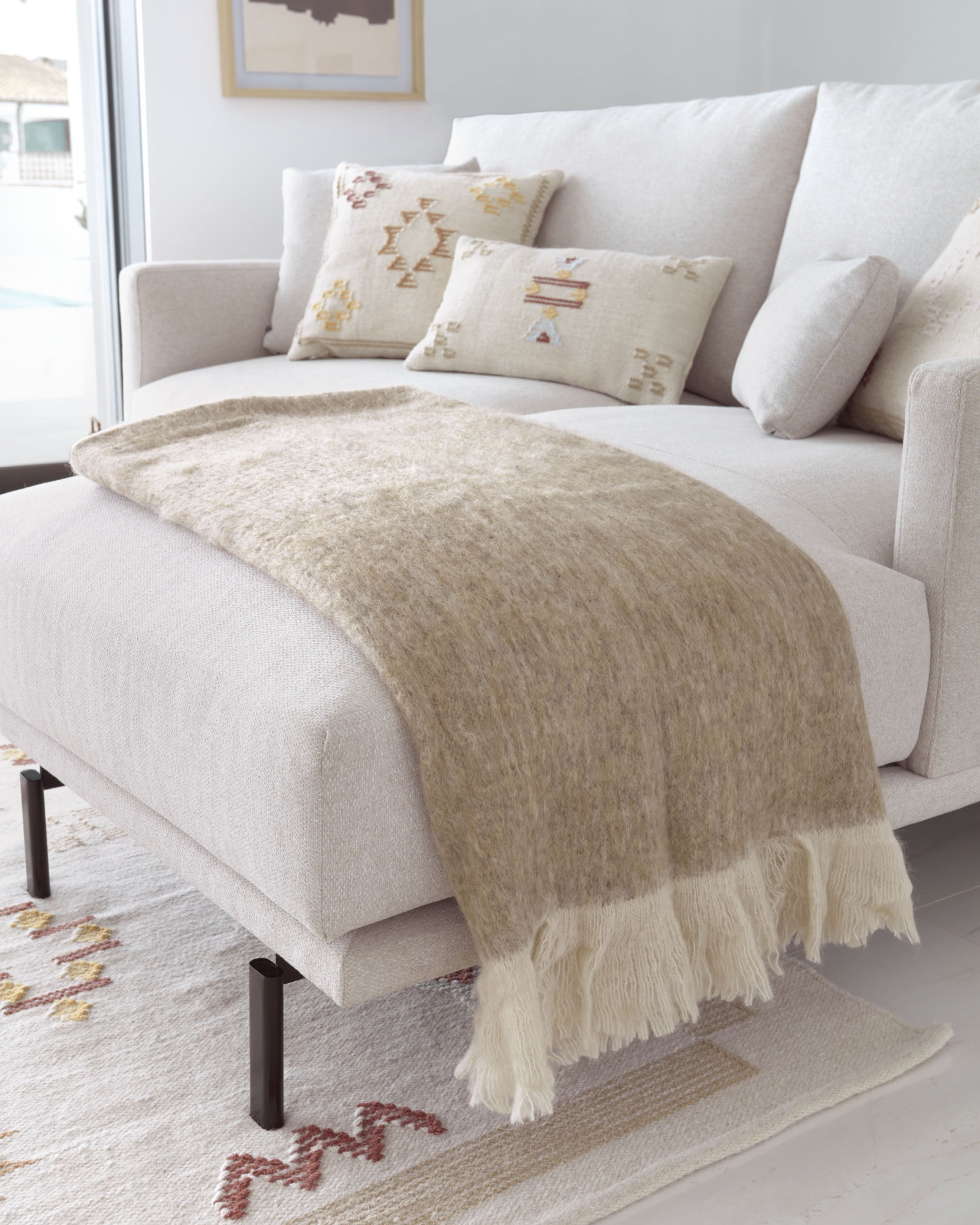 Картина Naira с черным кругом 60 х 90 см La Forma (ex Julia Grup)