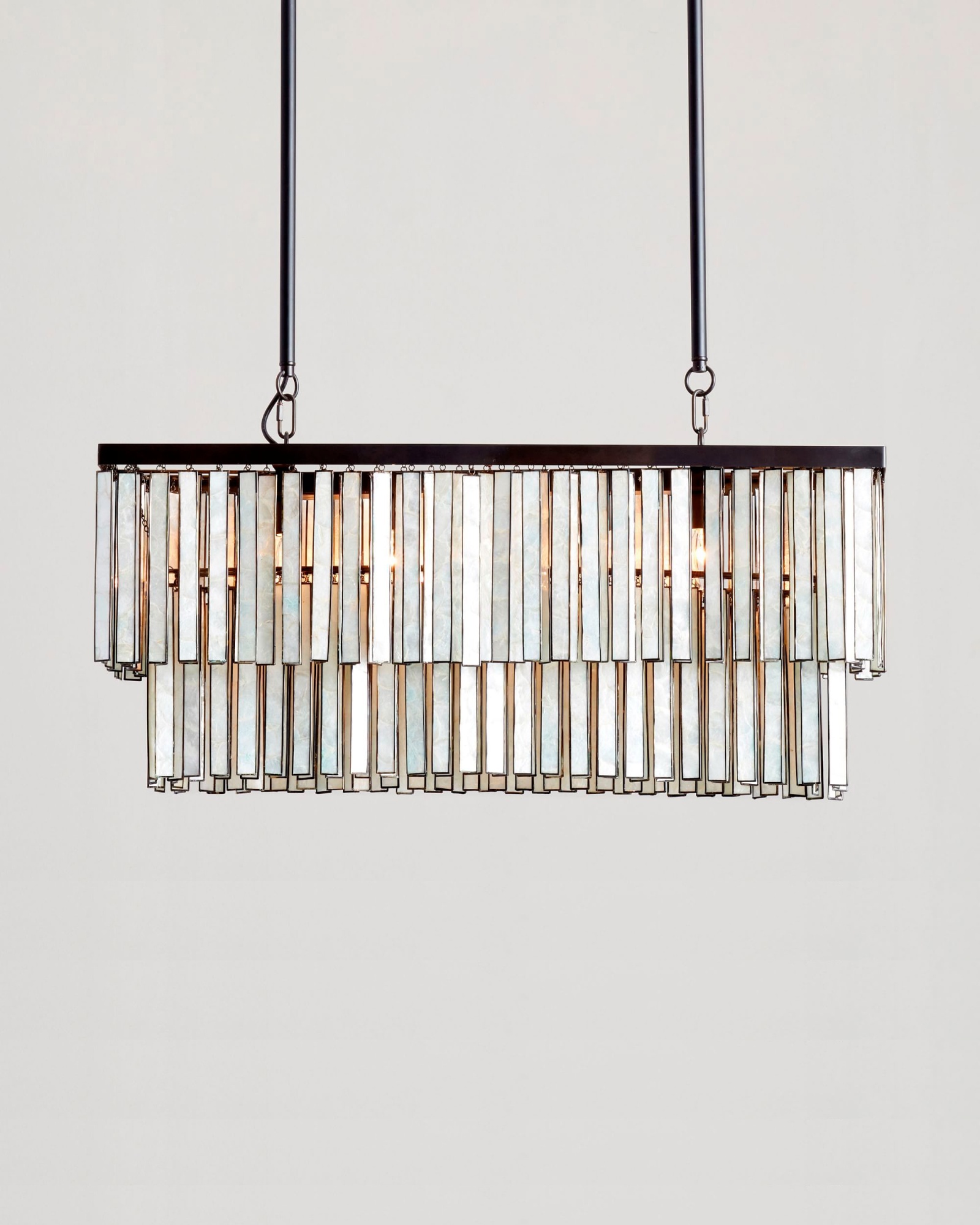 Черная прямоугольная люстра «Авиано» Louvre Home LHLCH261023SWL