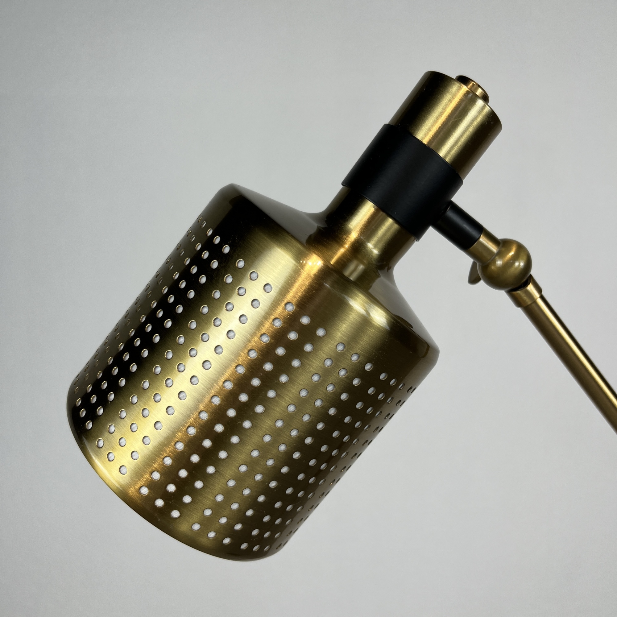 Торшер Bert Frank Riddle Single Floor Light By Imperiumloft