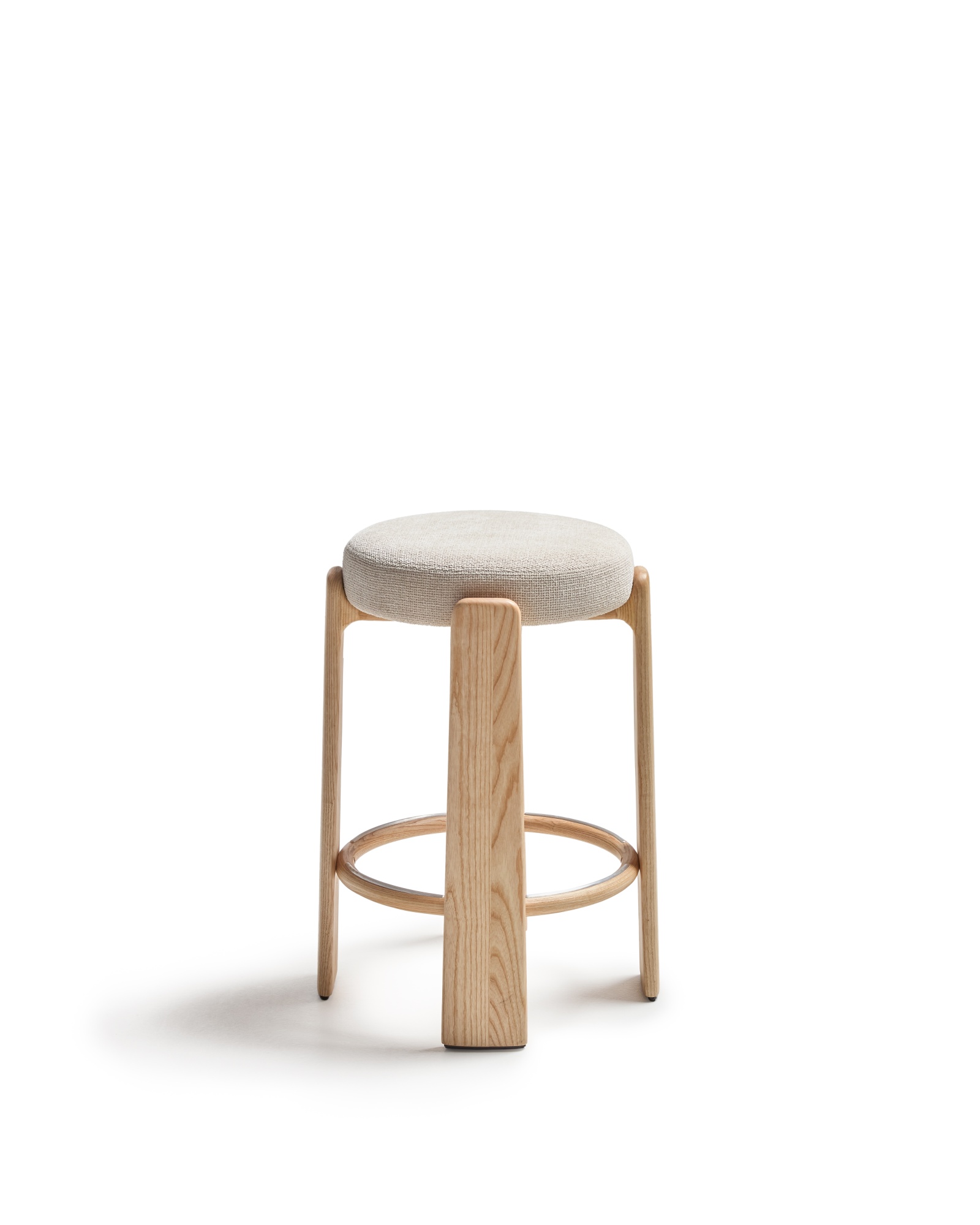 Granite Барный табурет из бежевого шенилла и массива ясеня в натуральной отделке 75 см La Forma (ex Julia Grup)