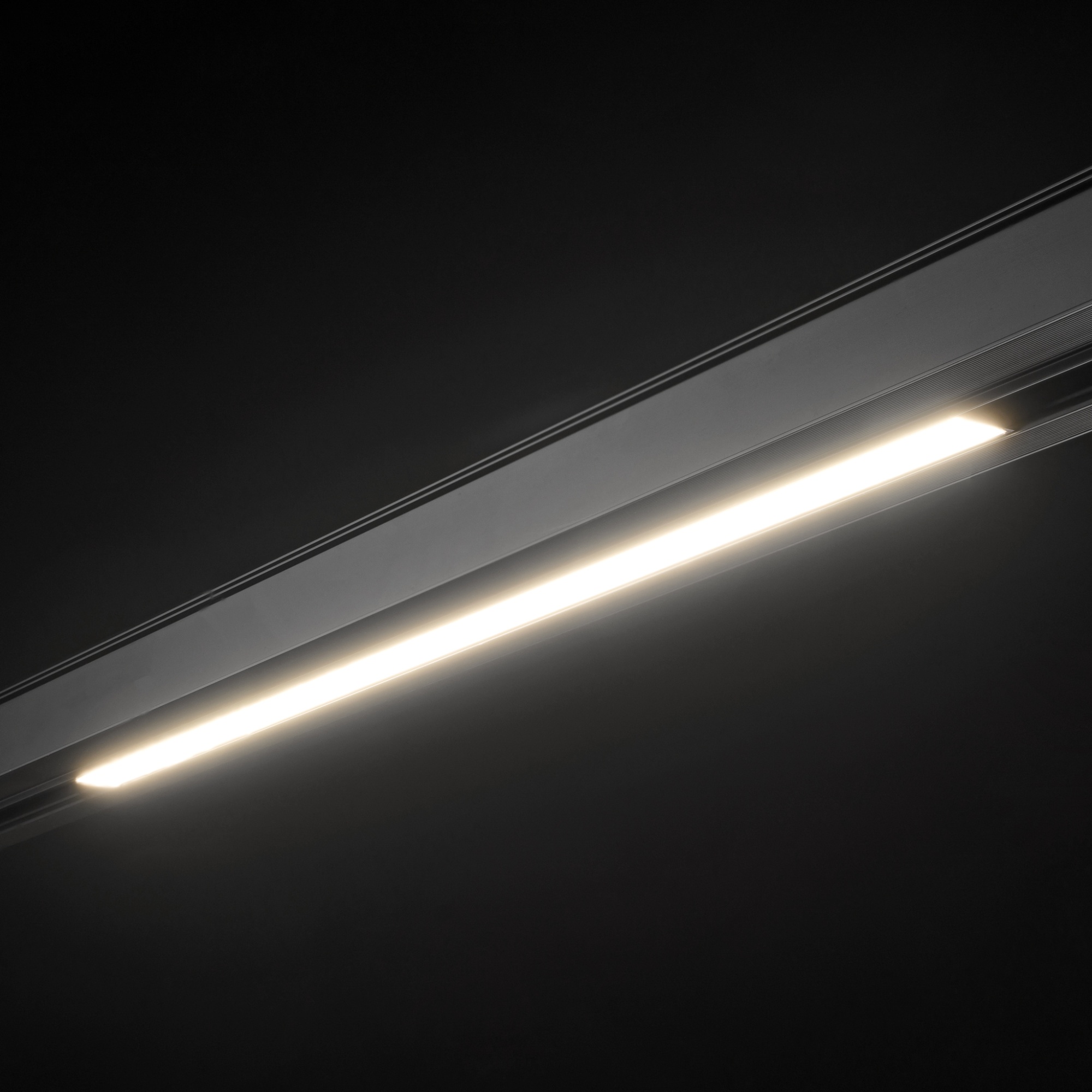 Трековый светильник линейный Lumker SY-LINK-600-BL-12-NW