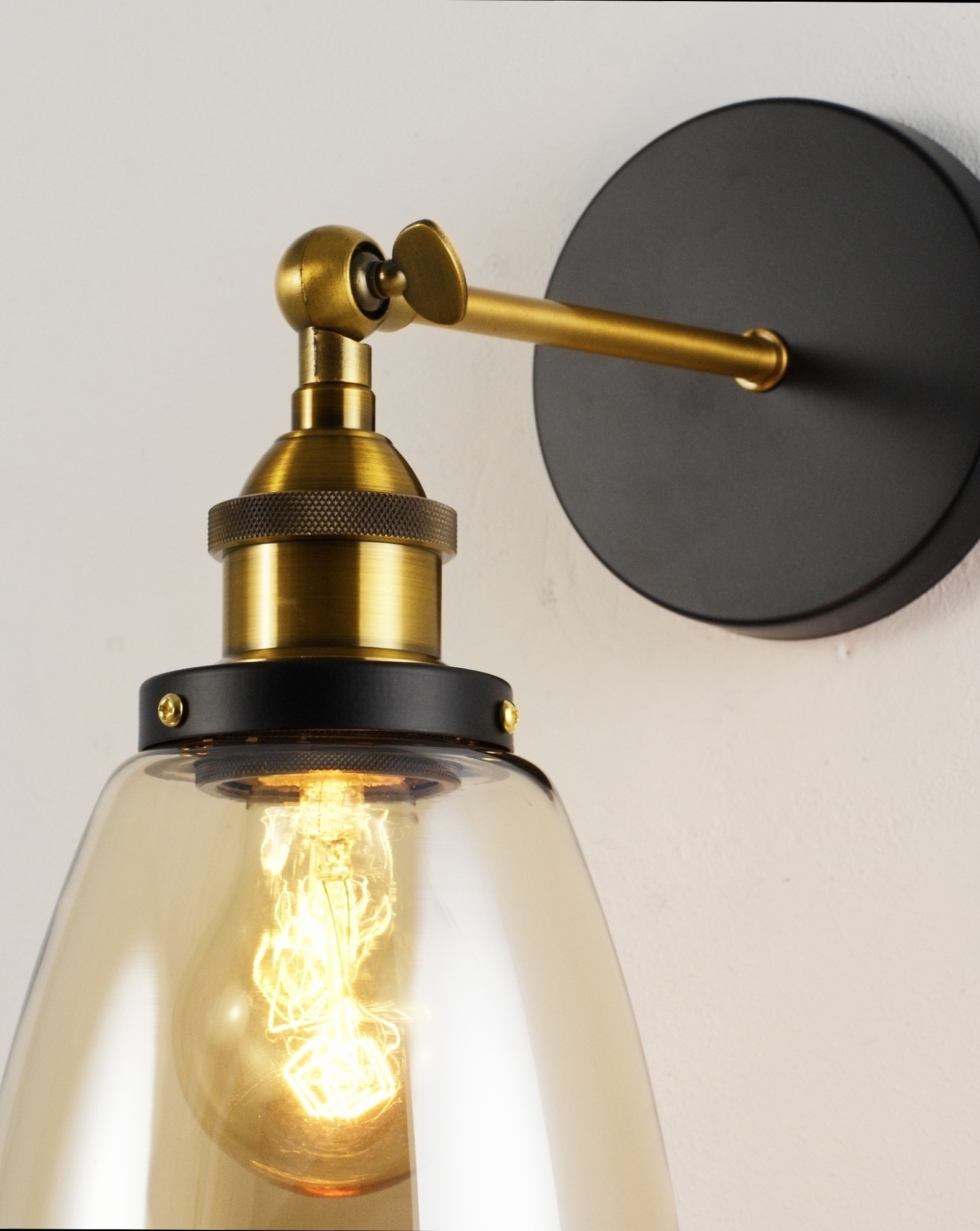 Настенный светильник Moderli V1680-1W Body 1*E27*60W