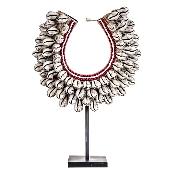 Фигурка-колье INGA Vical