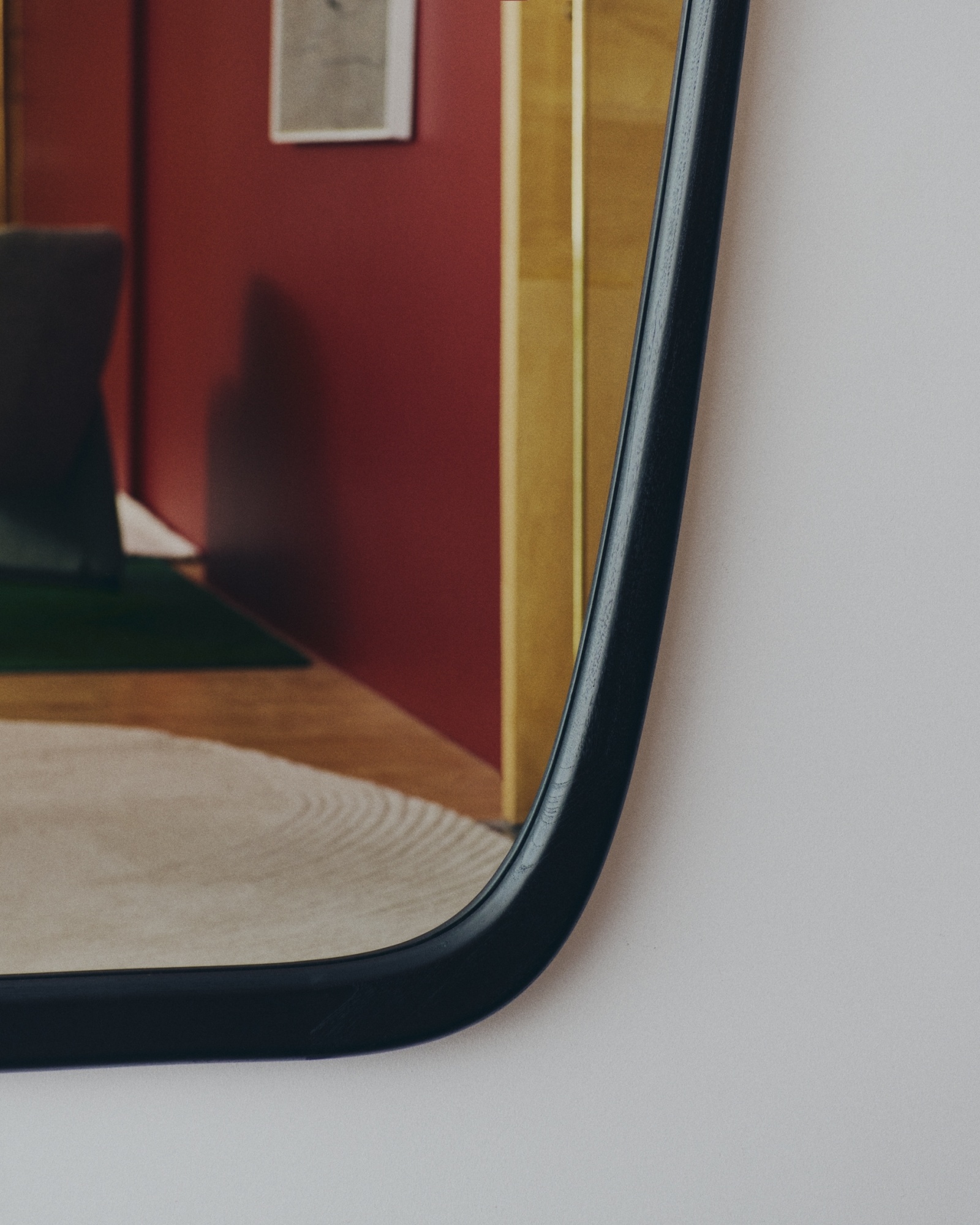 Зеркало из черного тикового дерева Alura 94,5 x 192 см La Forma (ex Julia Grup)