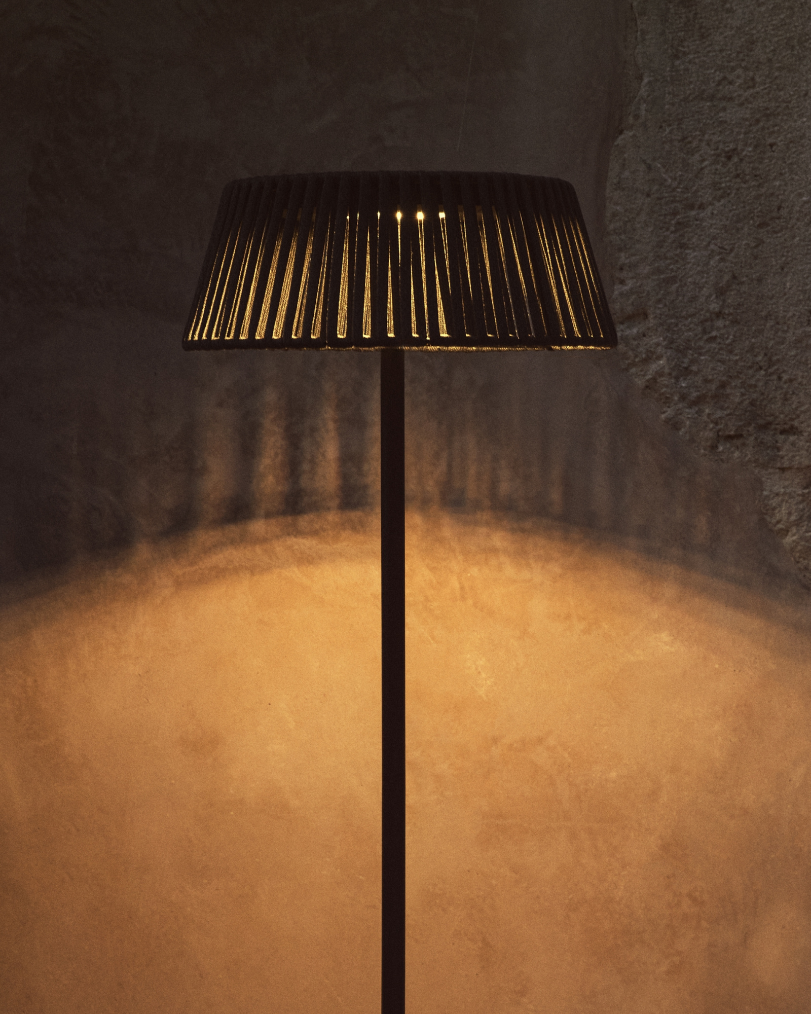 Уличный торшер Aldet на солнечных батареях зеленый, диаметр 46 см La Forma 482387